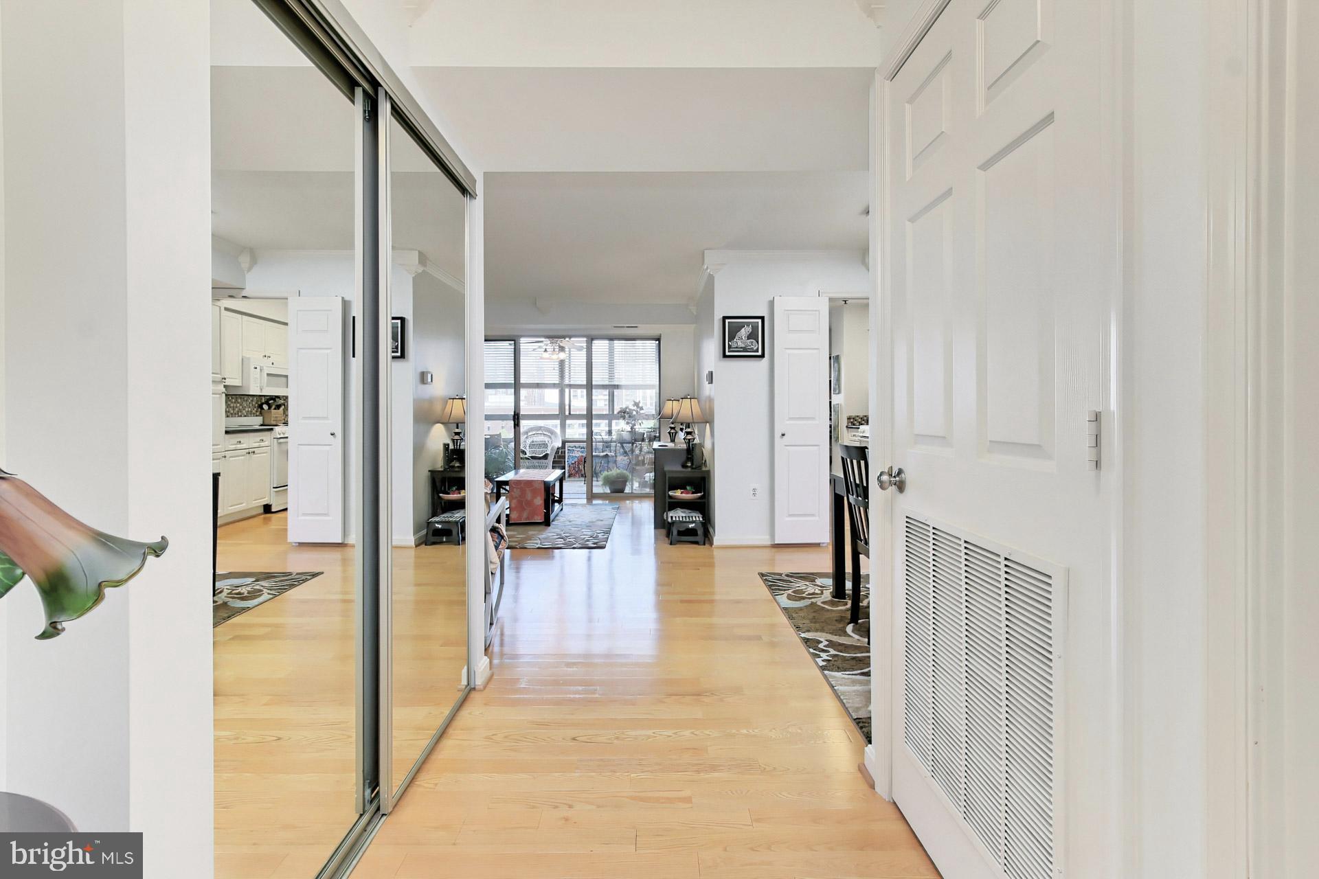 CARLYLE TOWERS CONDOMINIUM - Residential Lease