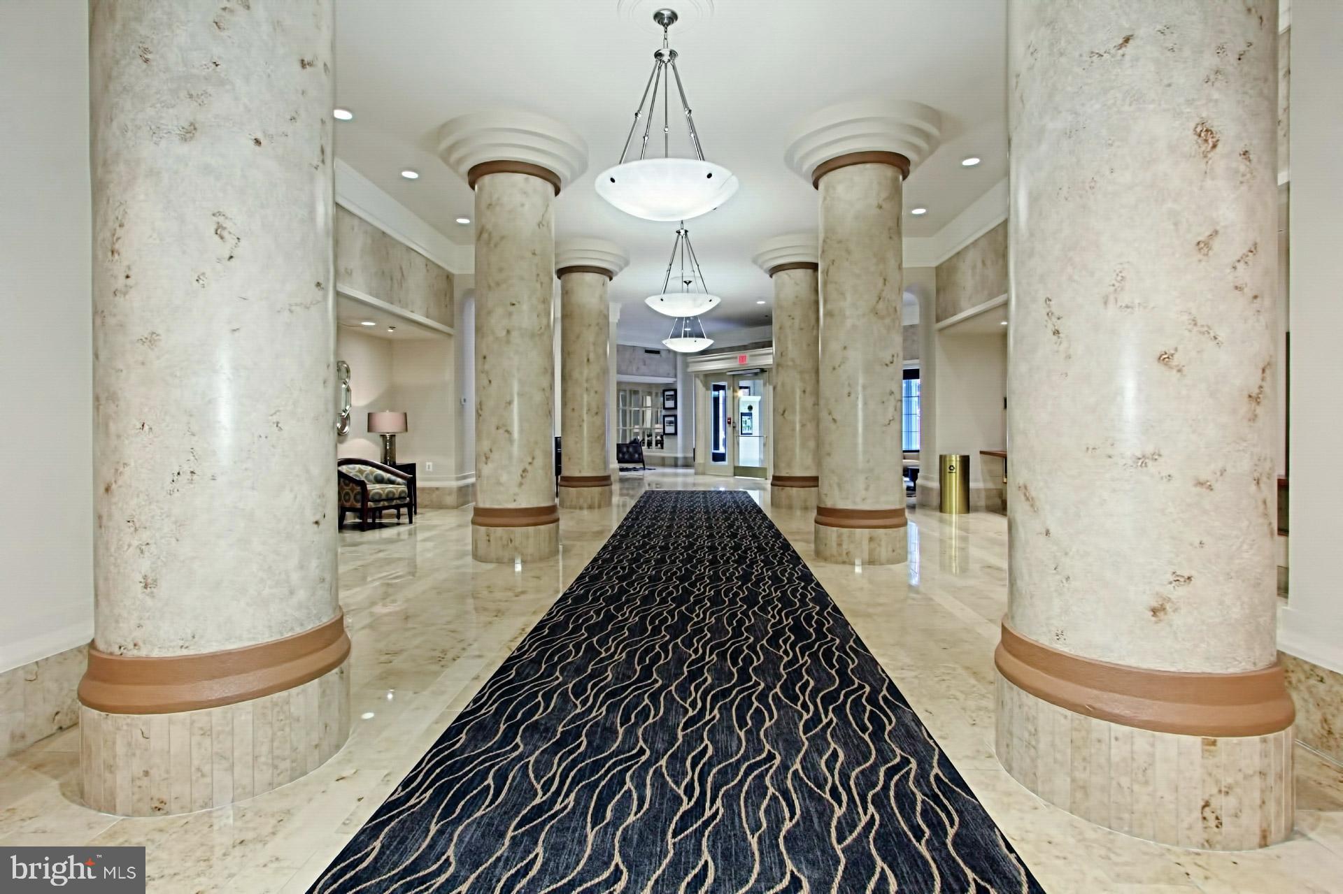 CARLYLE TOWERS CONDOMINIUM - Residential Lease