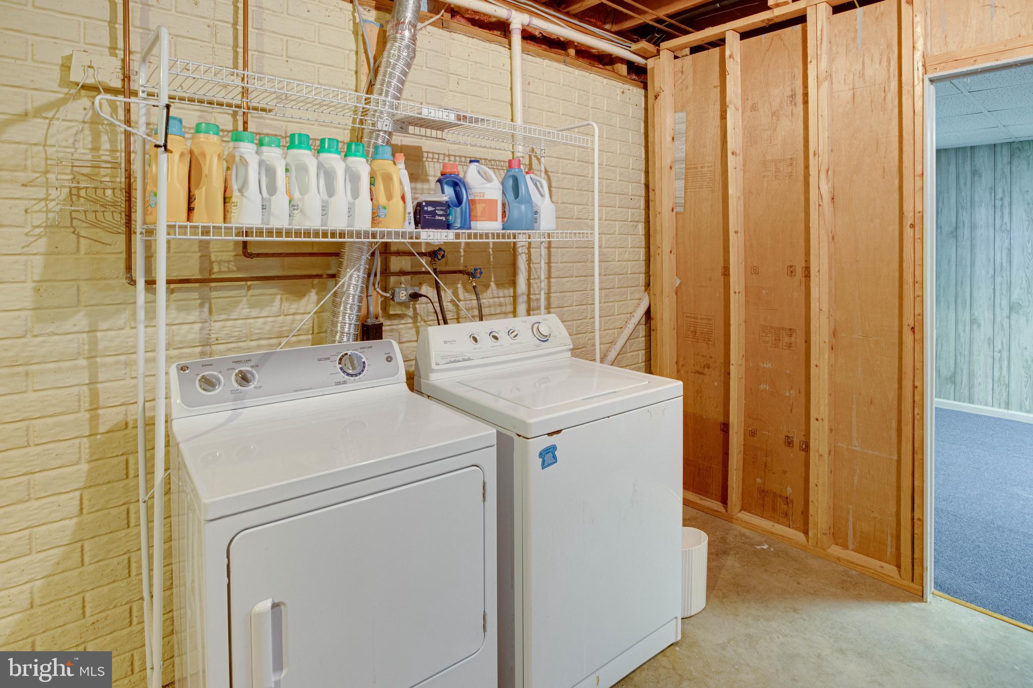 INDIAN OAKS - Residential