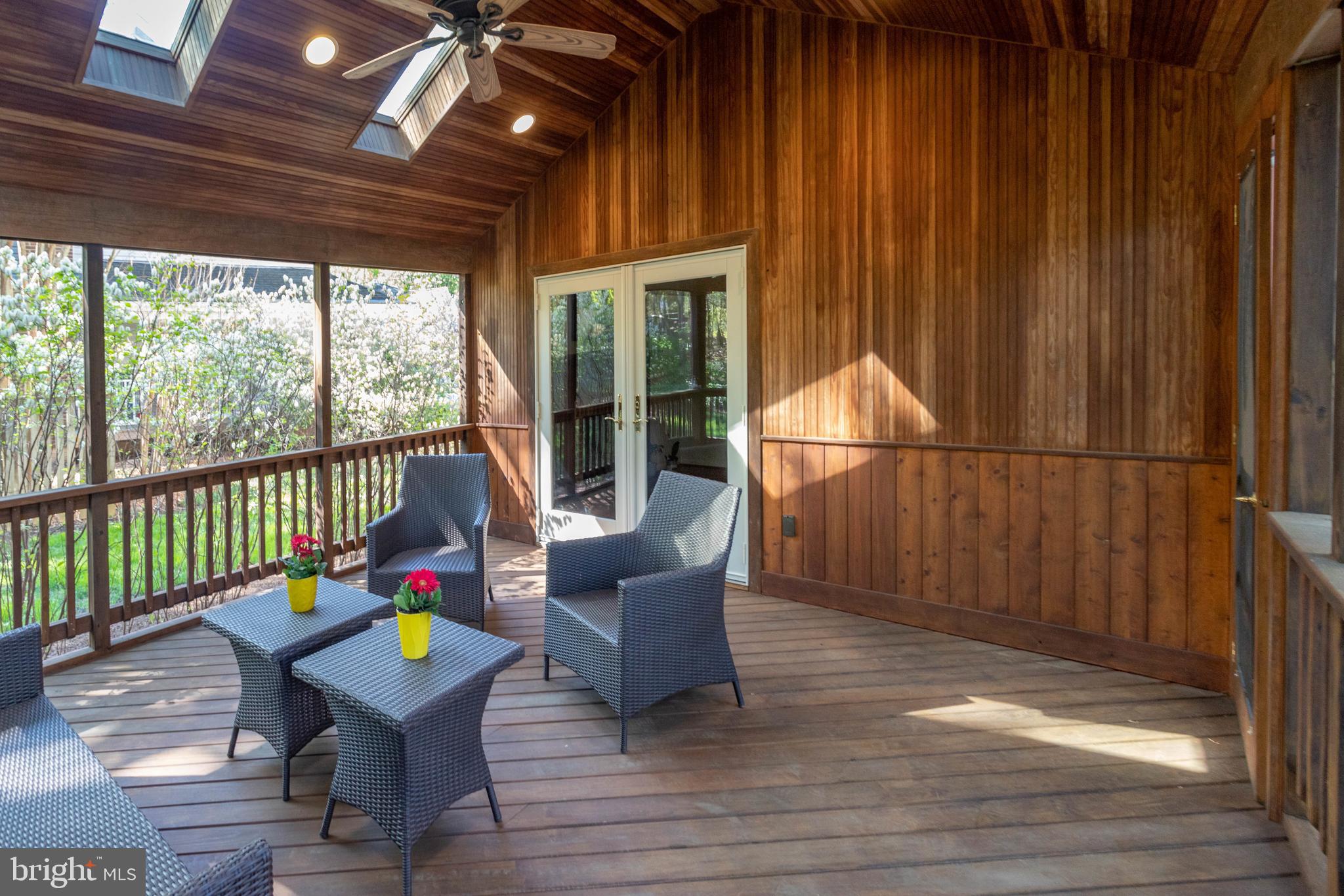 INDIAN OAKS - Residential