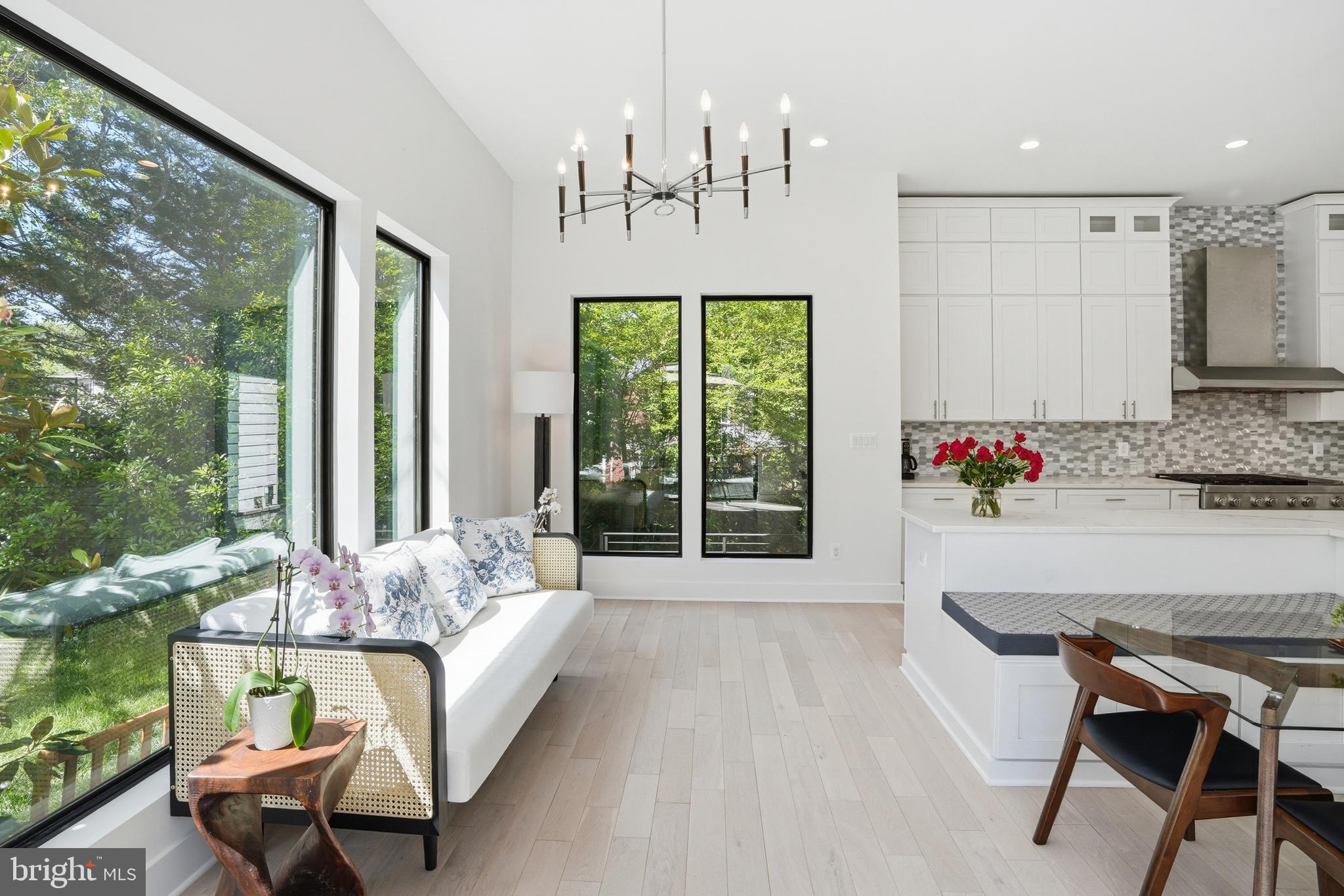 BROOKHAVEN - Residential