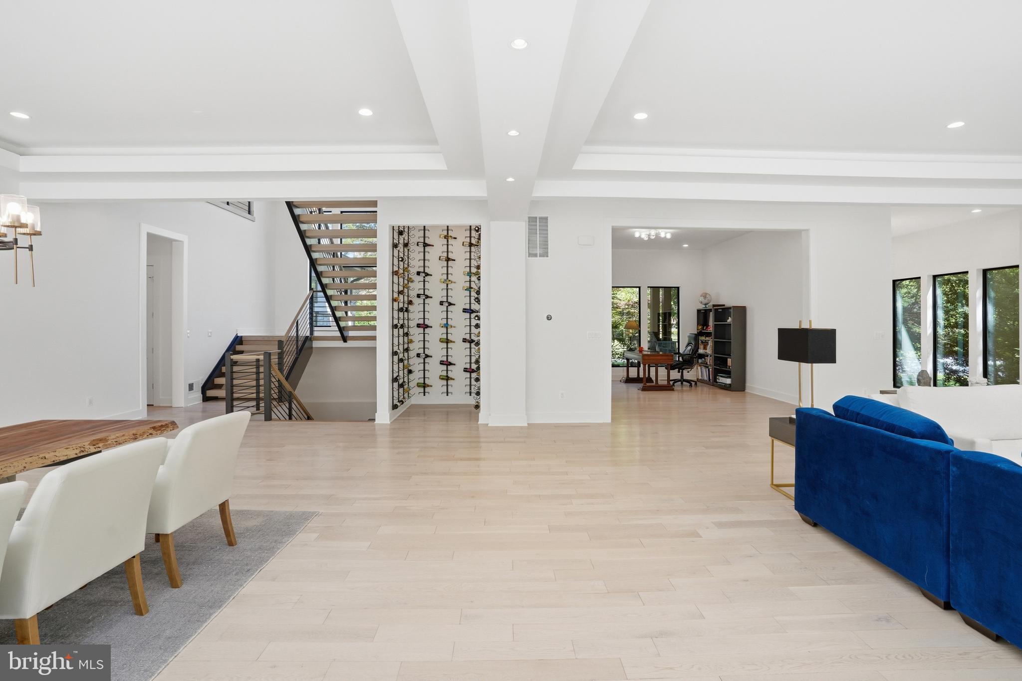 BROOKHAVEN - Residential