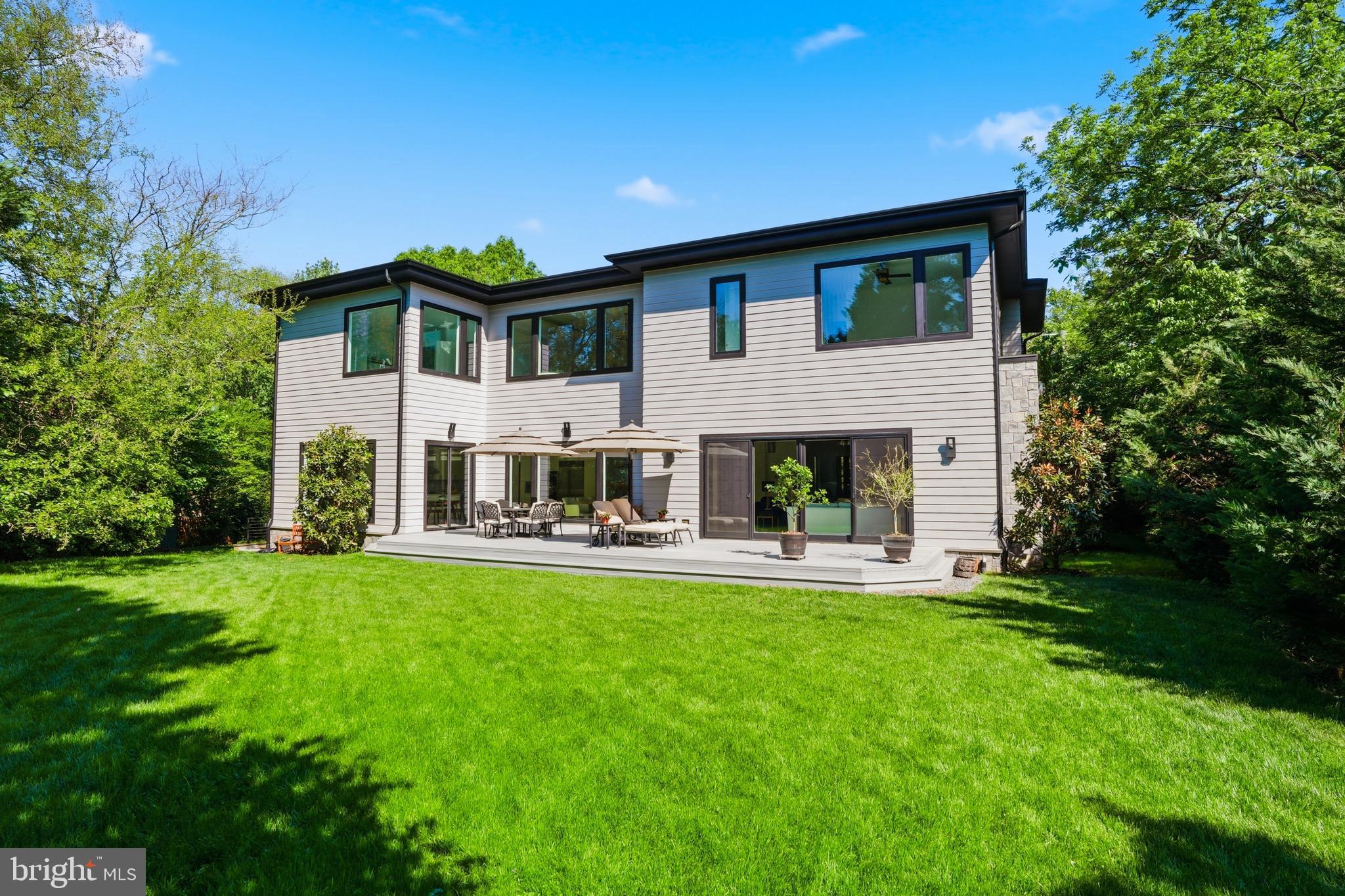 BROOKHAVEN - Residential