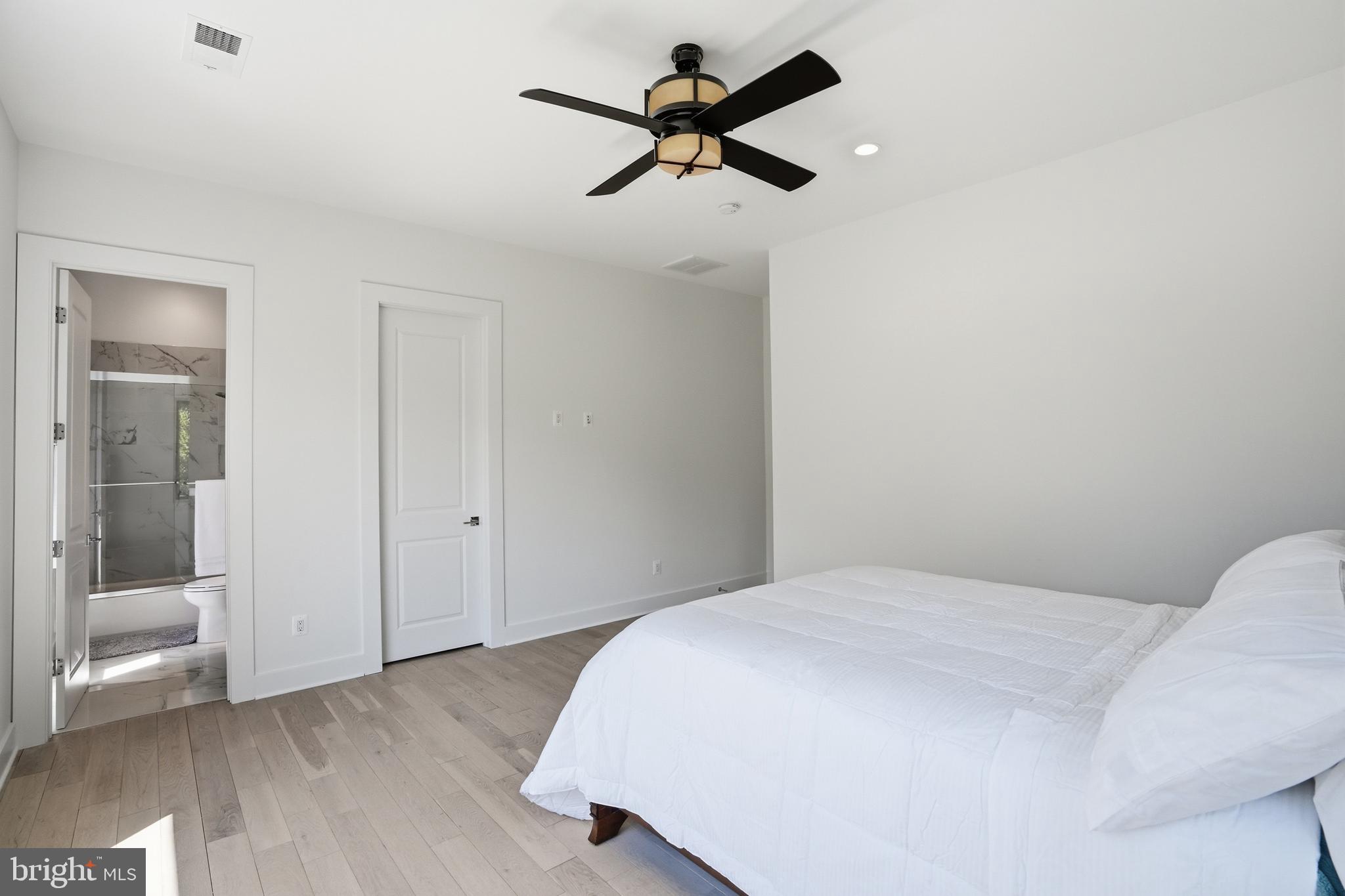 BROOKHAVEN - Residential