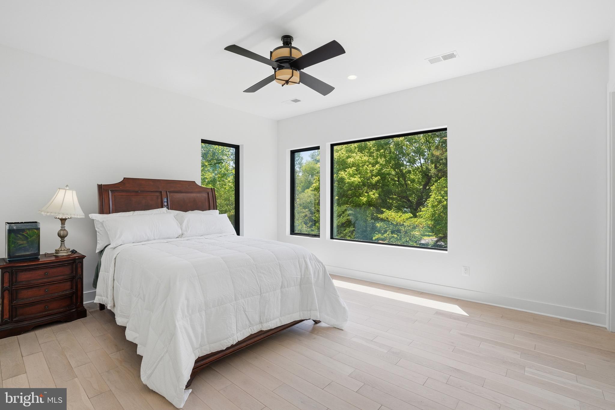 BROOKHAVEN - Residential