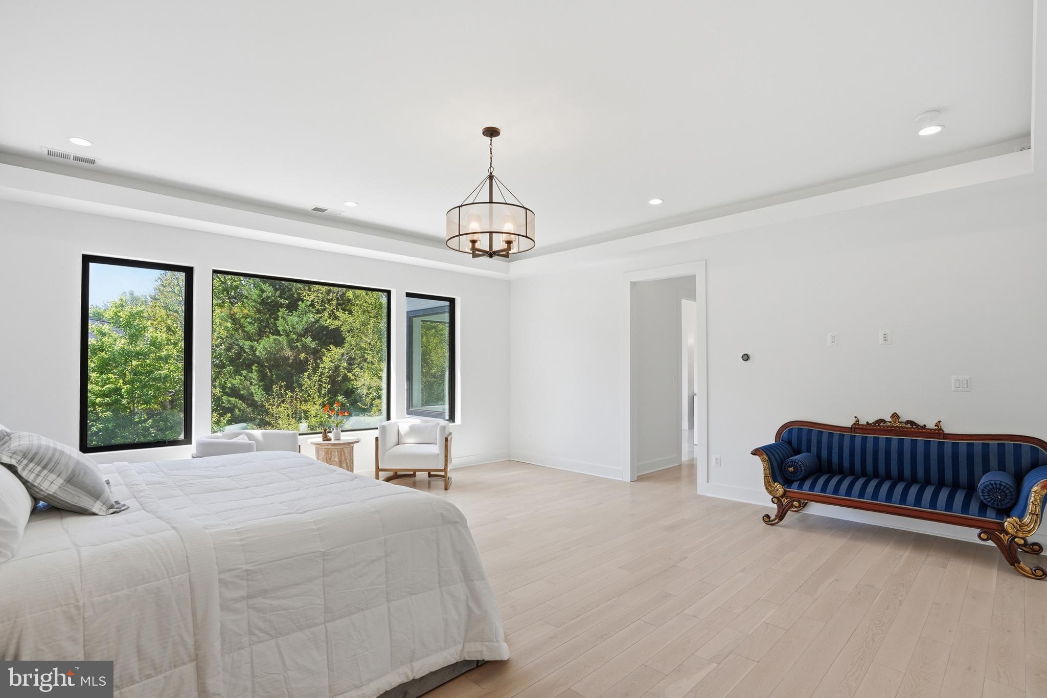 BROOKHAVEN - Residential