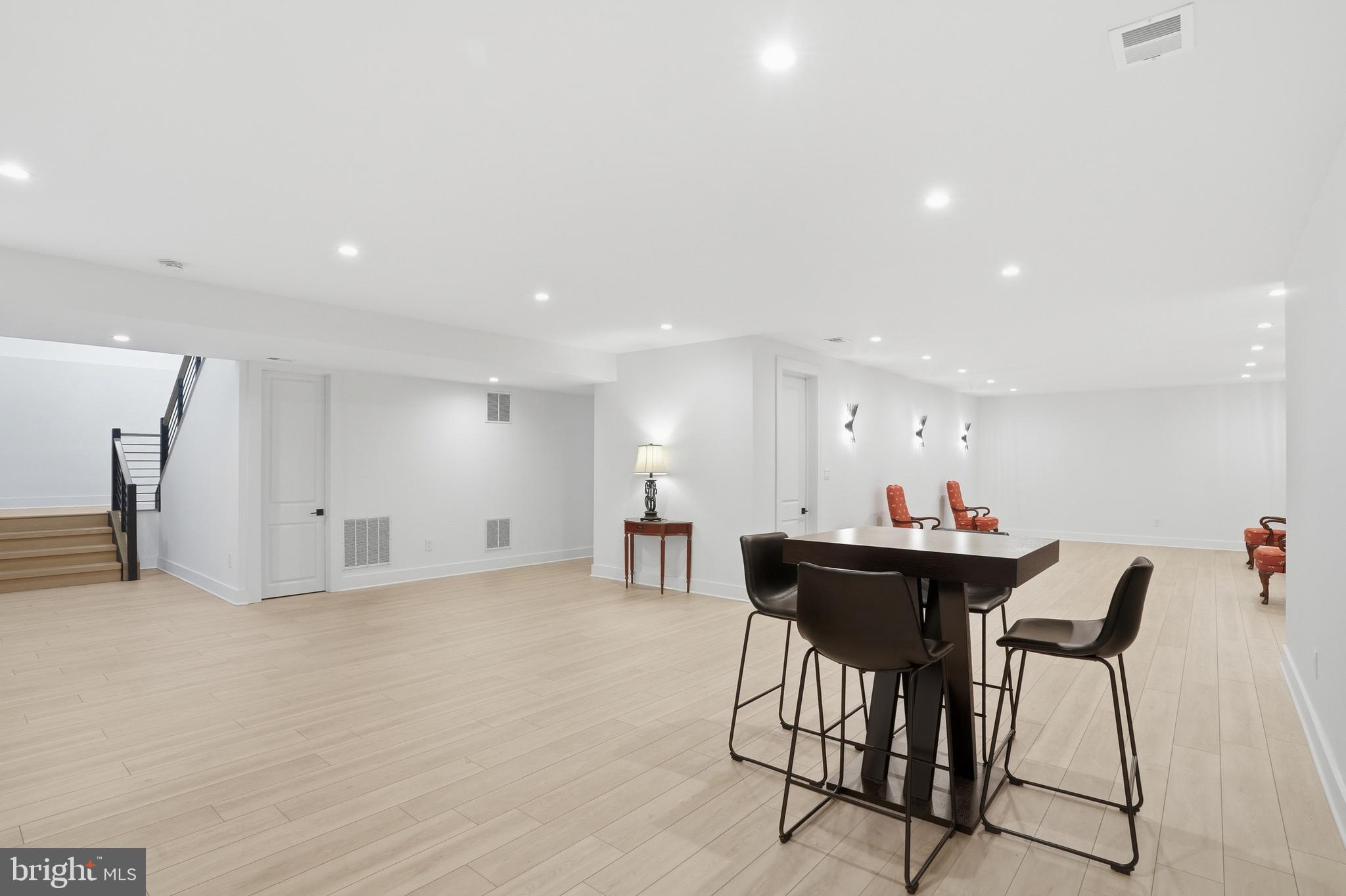 BROOKHAVEN - Residential