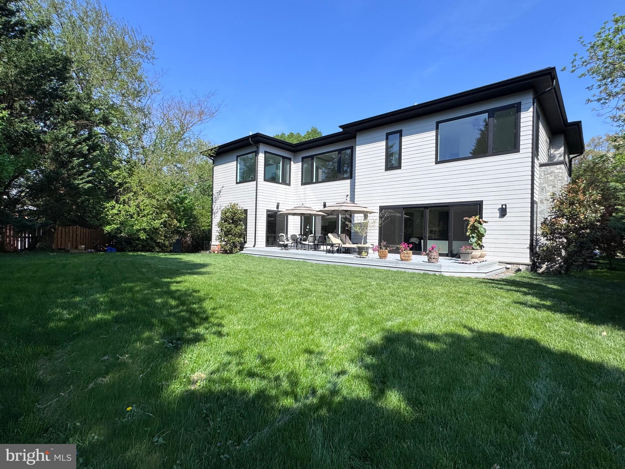 BROOKHAVEN - Residential