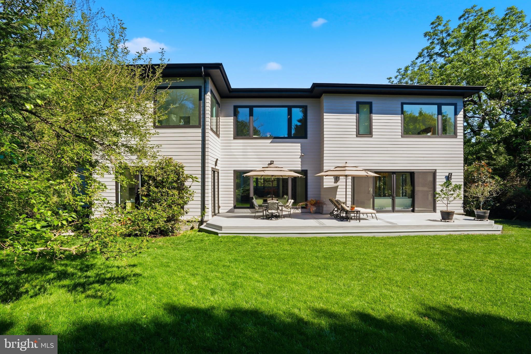 BROOKHAVEN - Residential