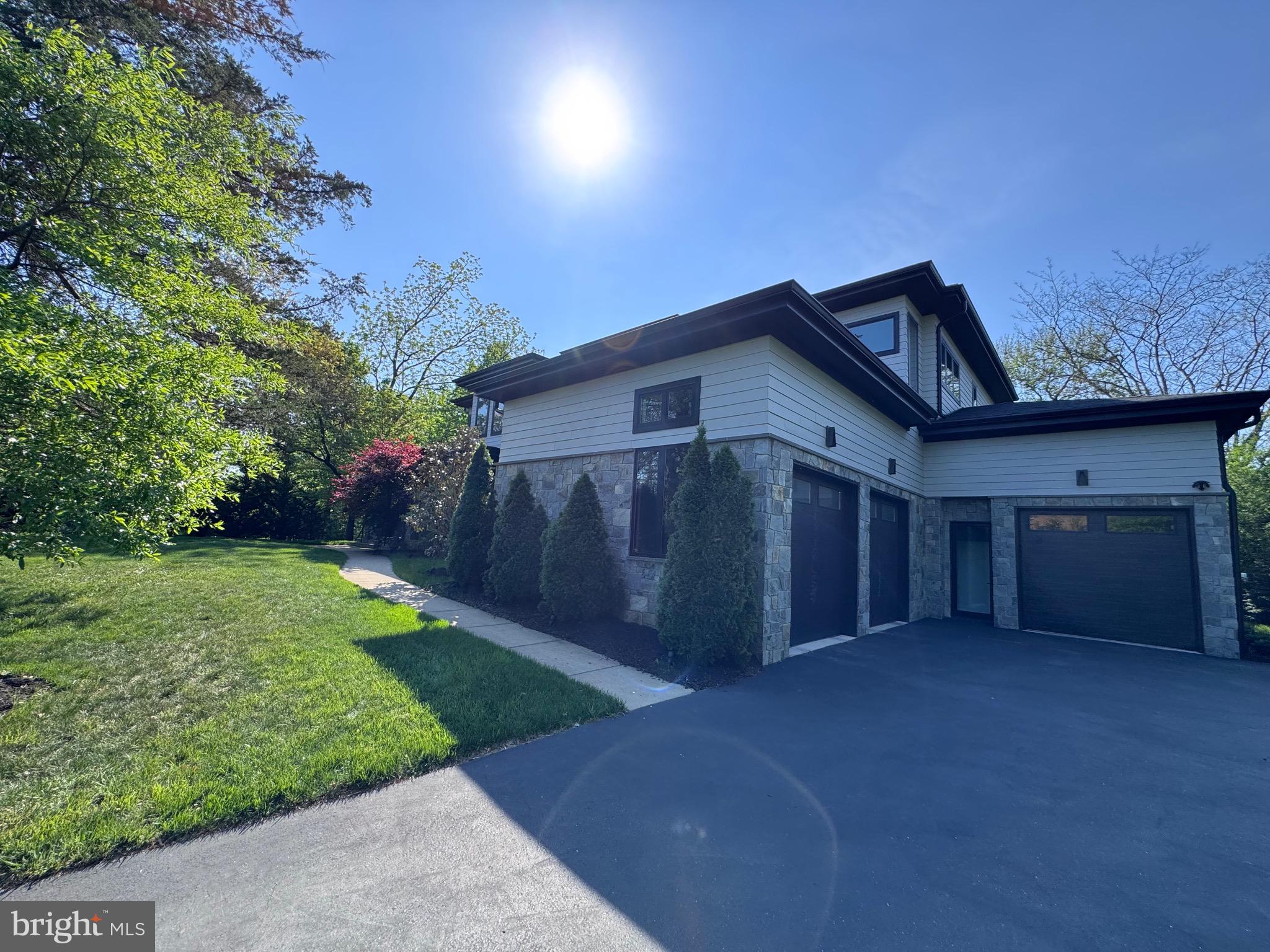 BROOKHAVEN - Residential