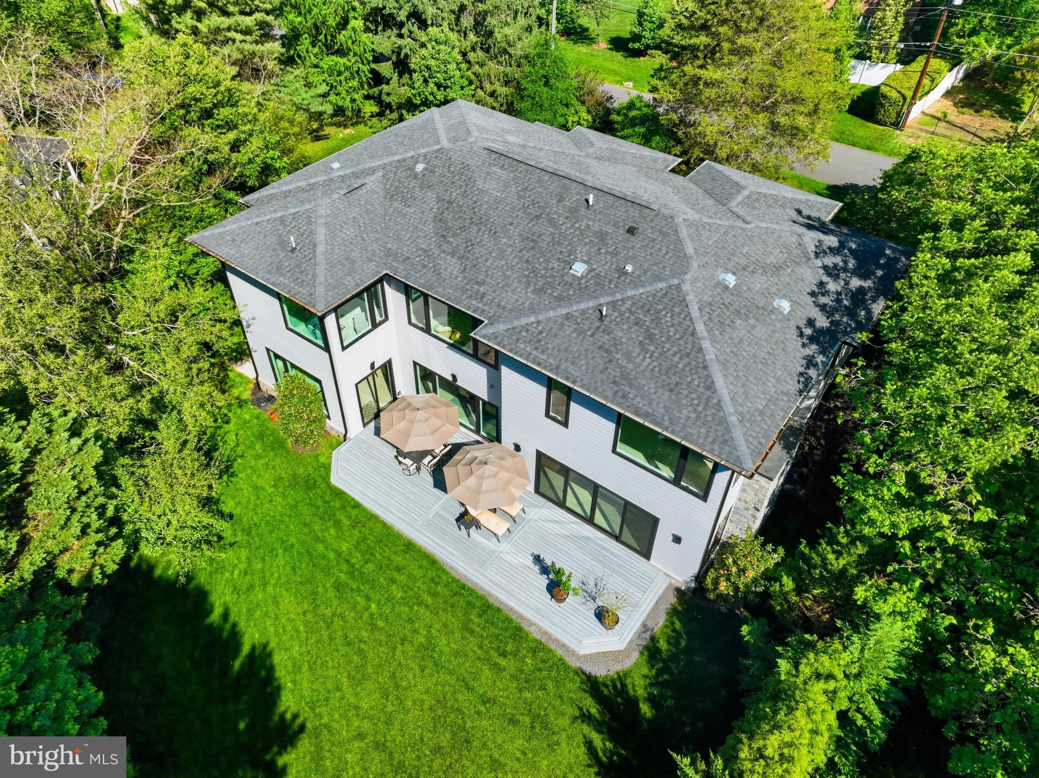 BROOKHAVEN - Residential