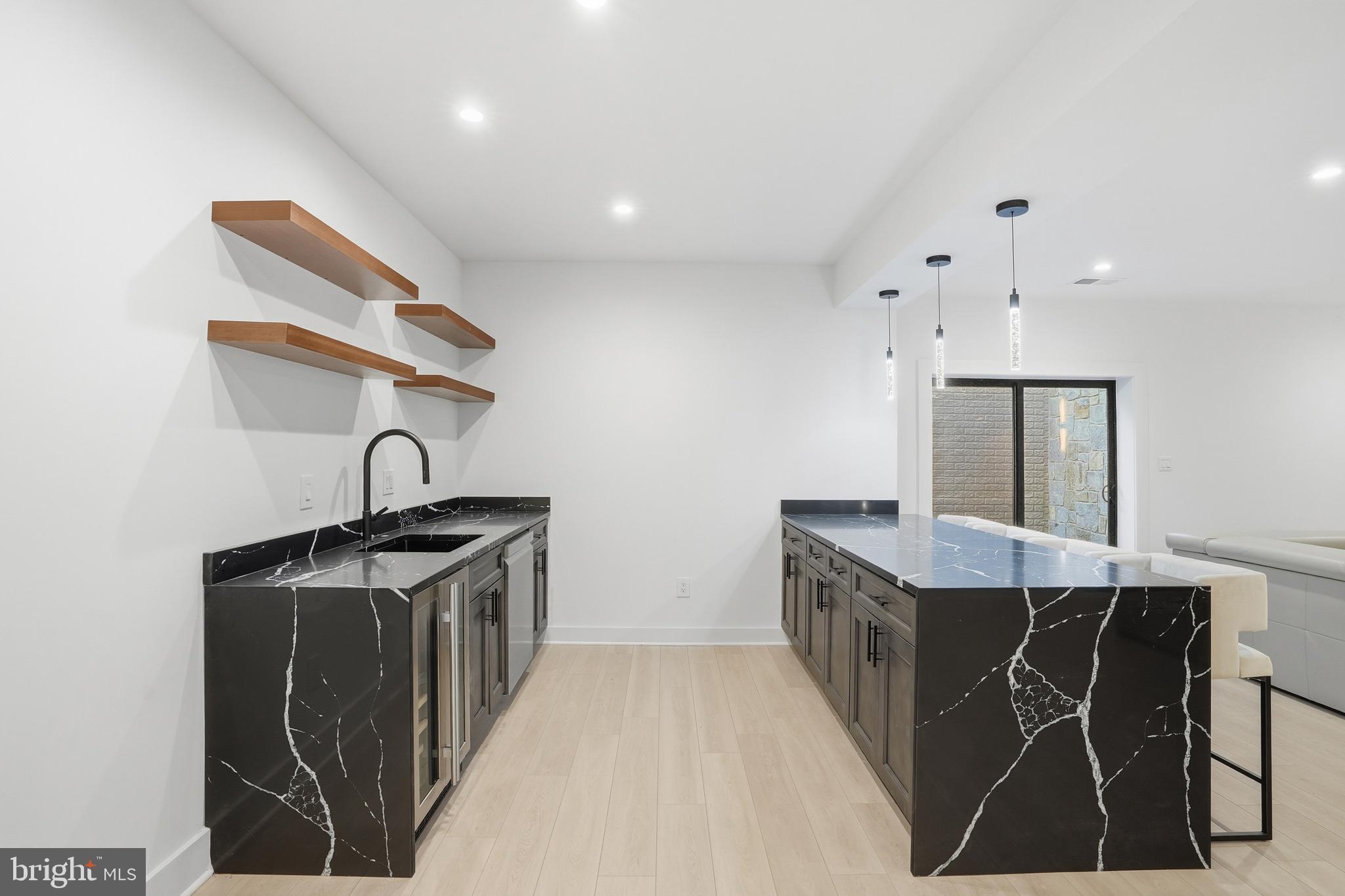 BROOKHAVEN - Residential