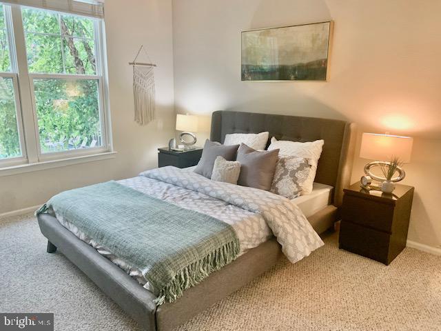 WHITE FLINT STATION - Residential