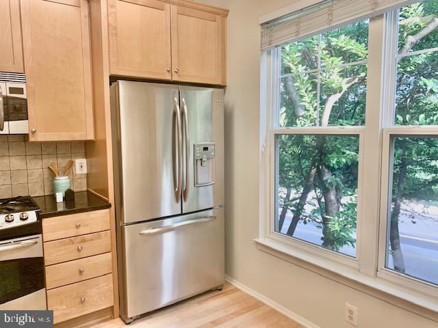 WHITE FLINT STATION - Residential