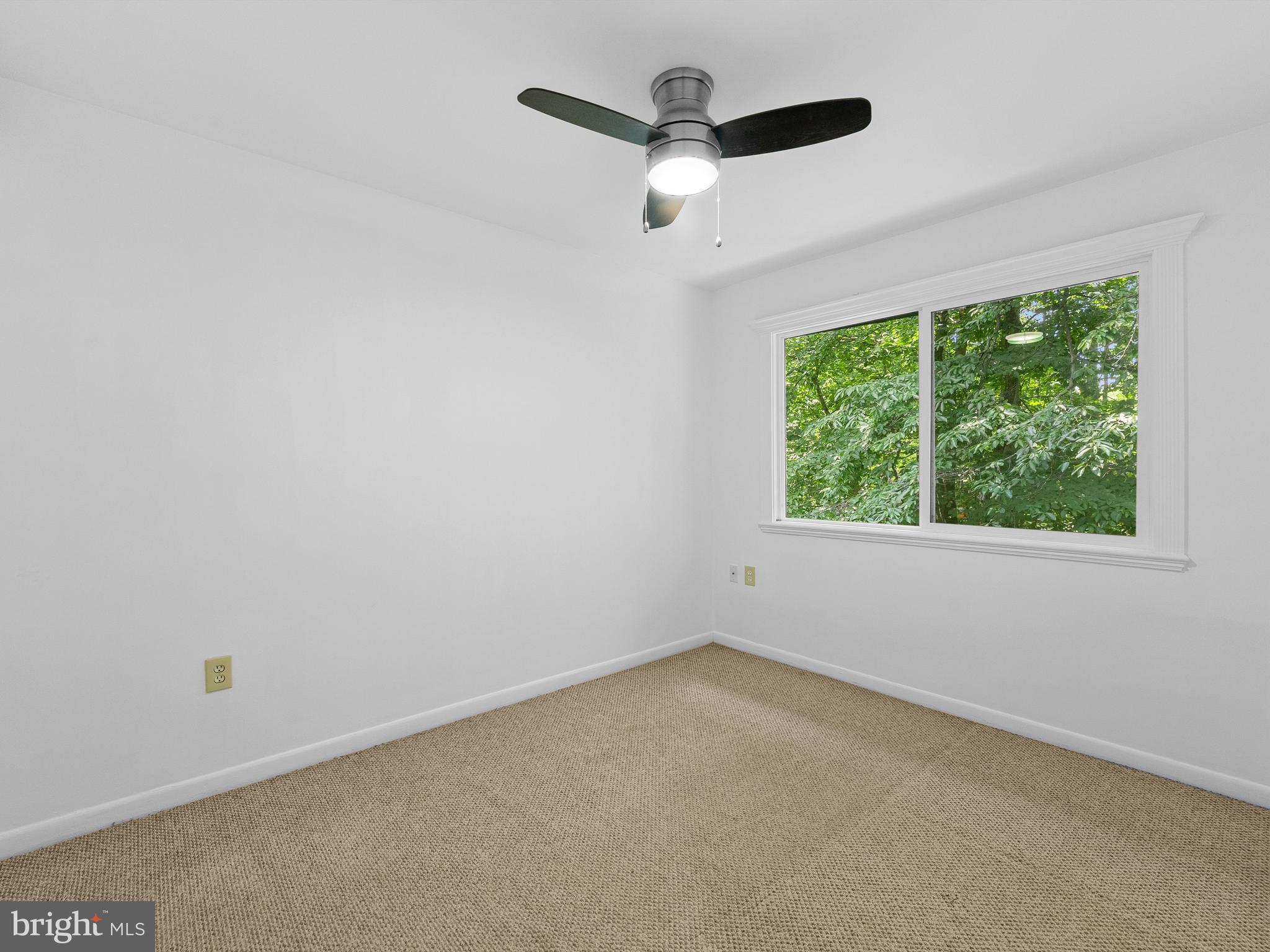 RESTON - Residential Lease