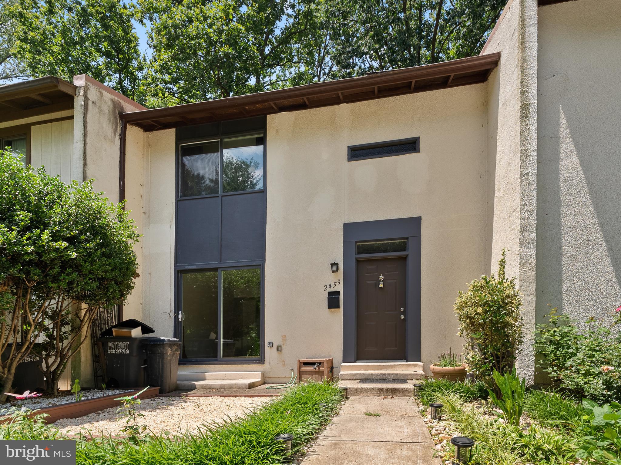 RESTON - Residential Lease