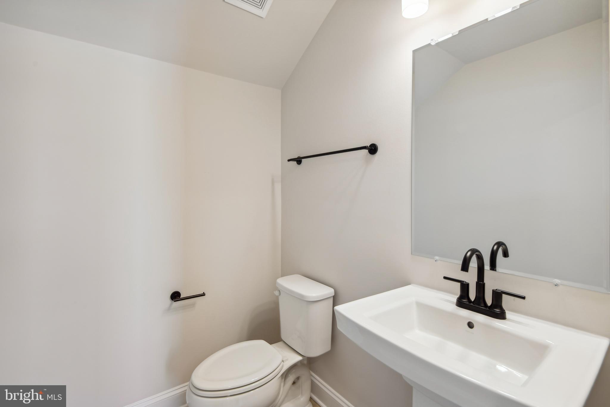 VISTA GARDENS - Residential