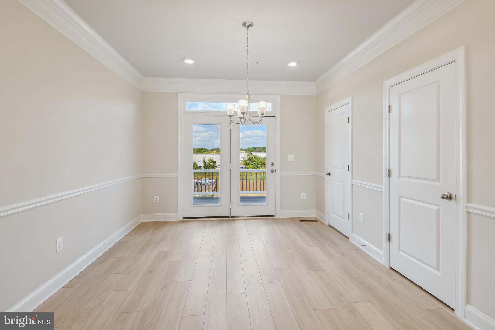 VISTA GARDENS - Residential