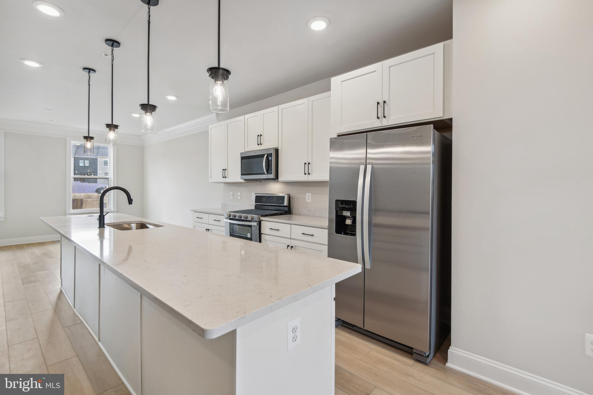 VISTA GARDENS - Residential