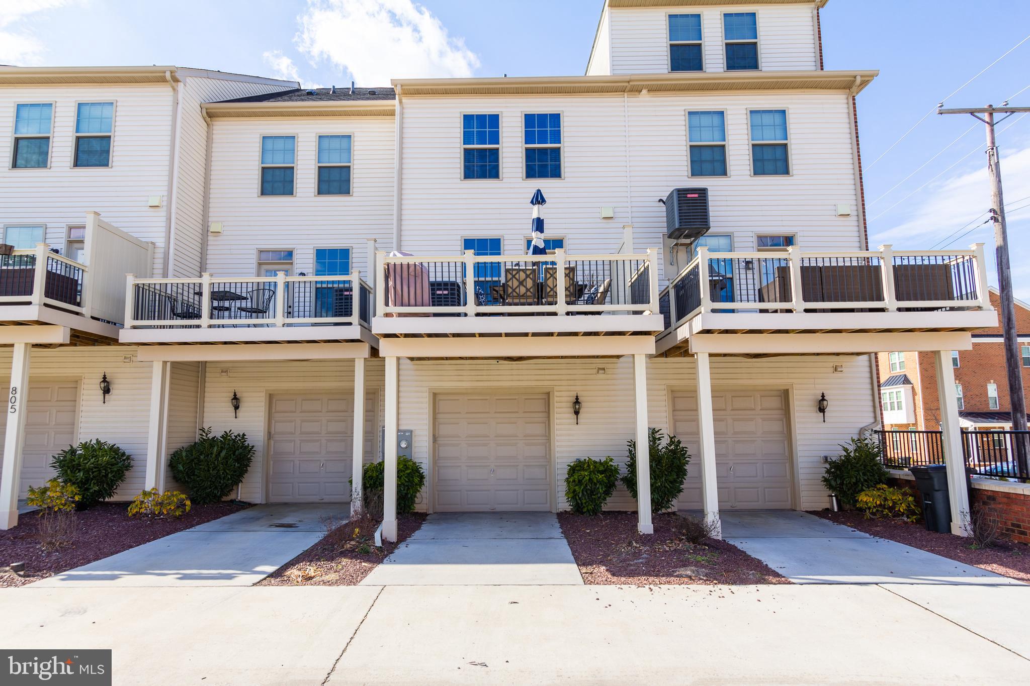 O'DONNELL SQUARE - Residential