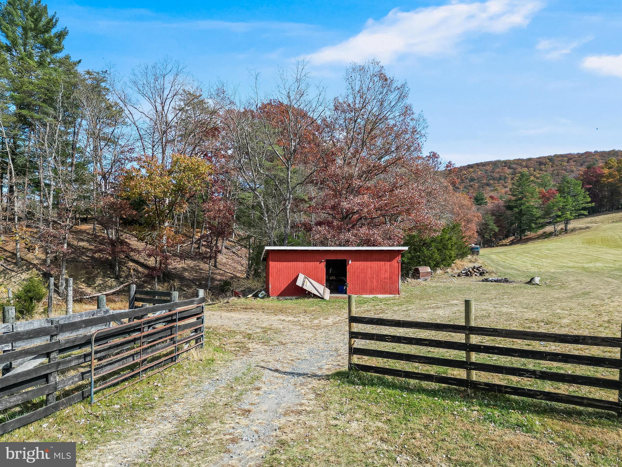 RUNIONS CREEK - Residential