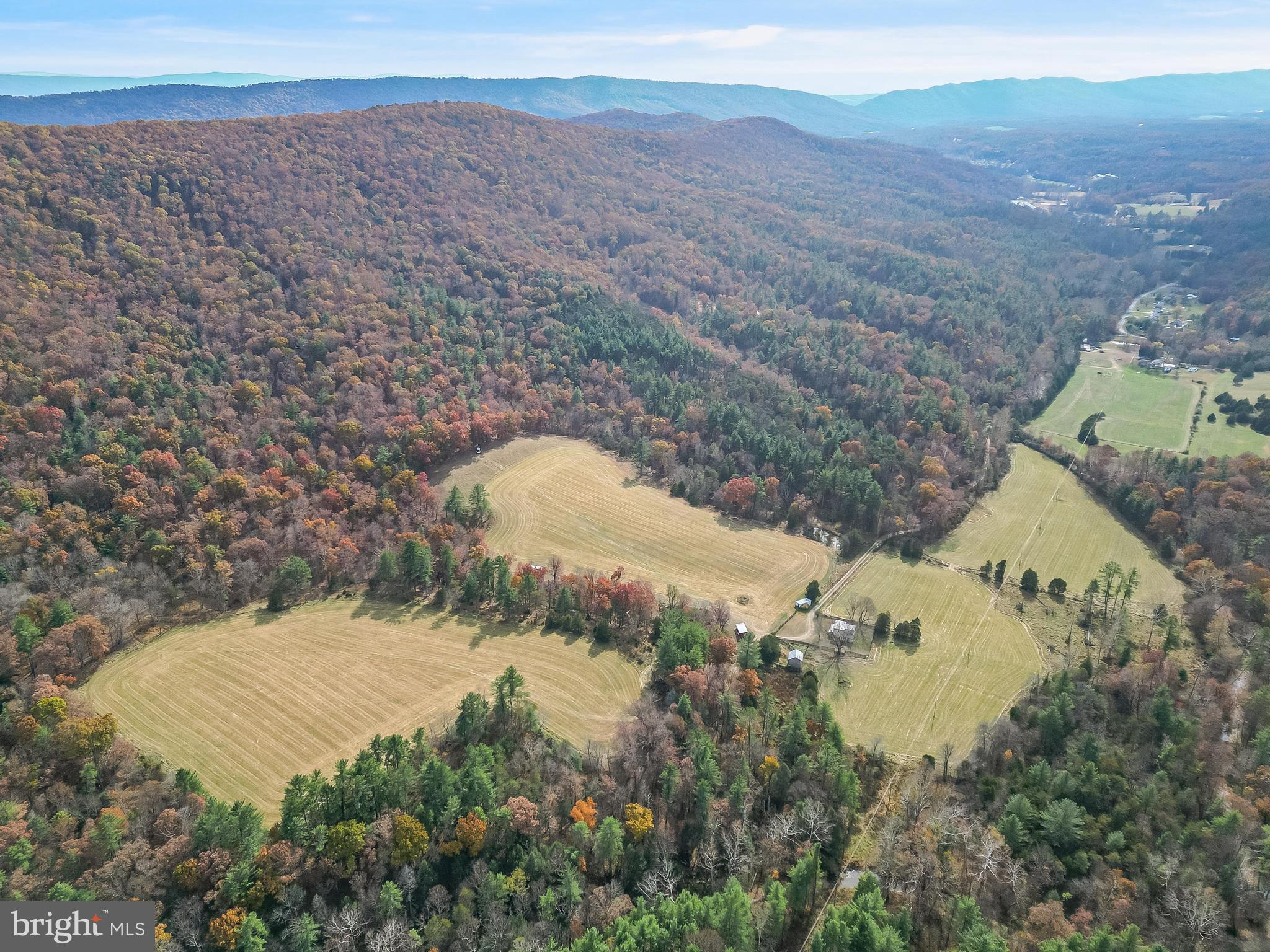 RUNIONS CREEK - Residential