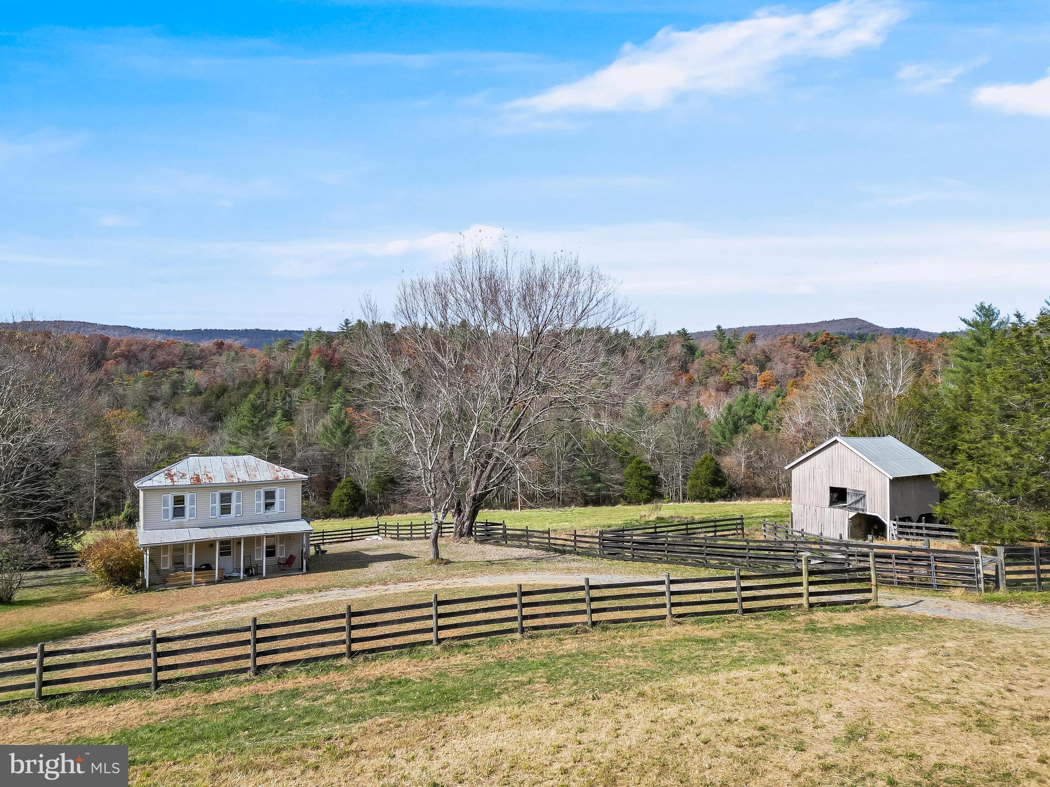 RUNIONS CREEK - Residential