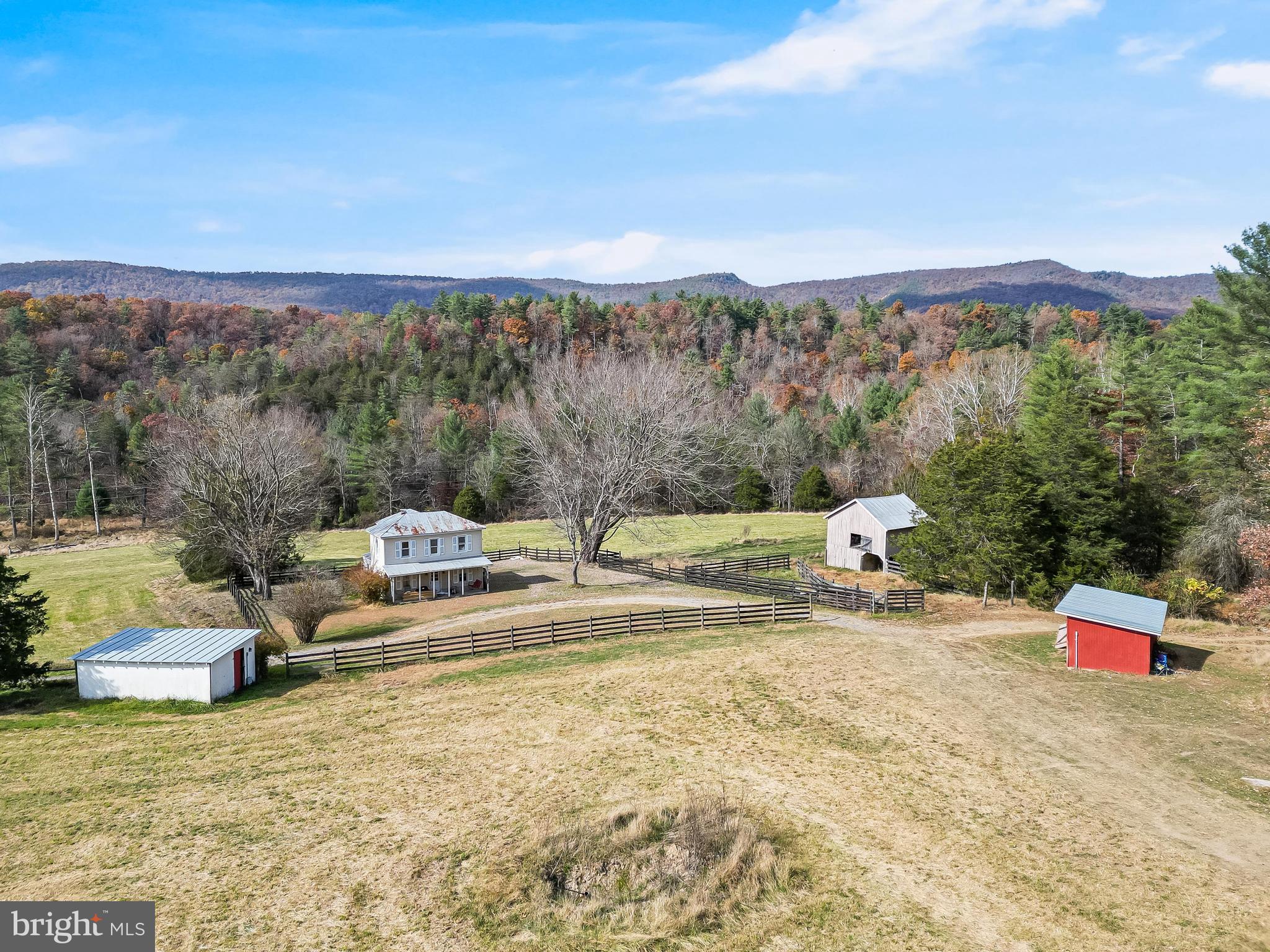 RUNIONS CREEK - Residential