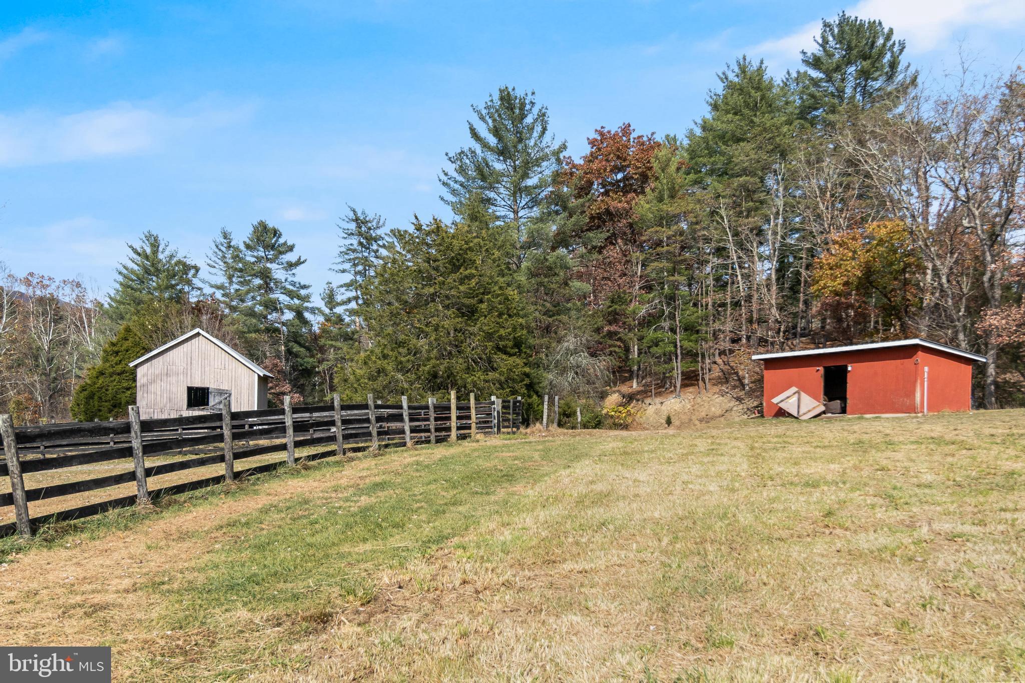 RUNIONS CREEK - Residential