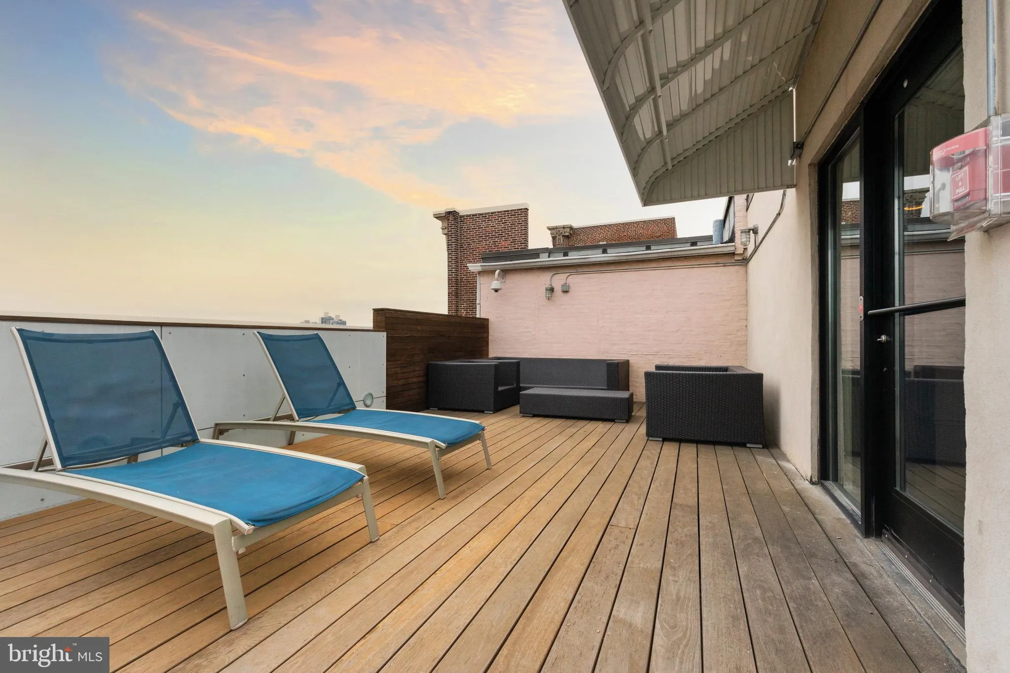 Philadelphia, Pennsylvania 19106, United States, 1 Bedroom Bedrooms, ,1 BathroomBathrooms,Residential,Active,130960