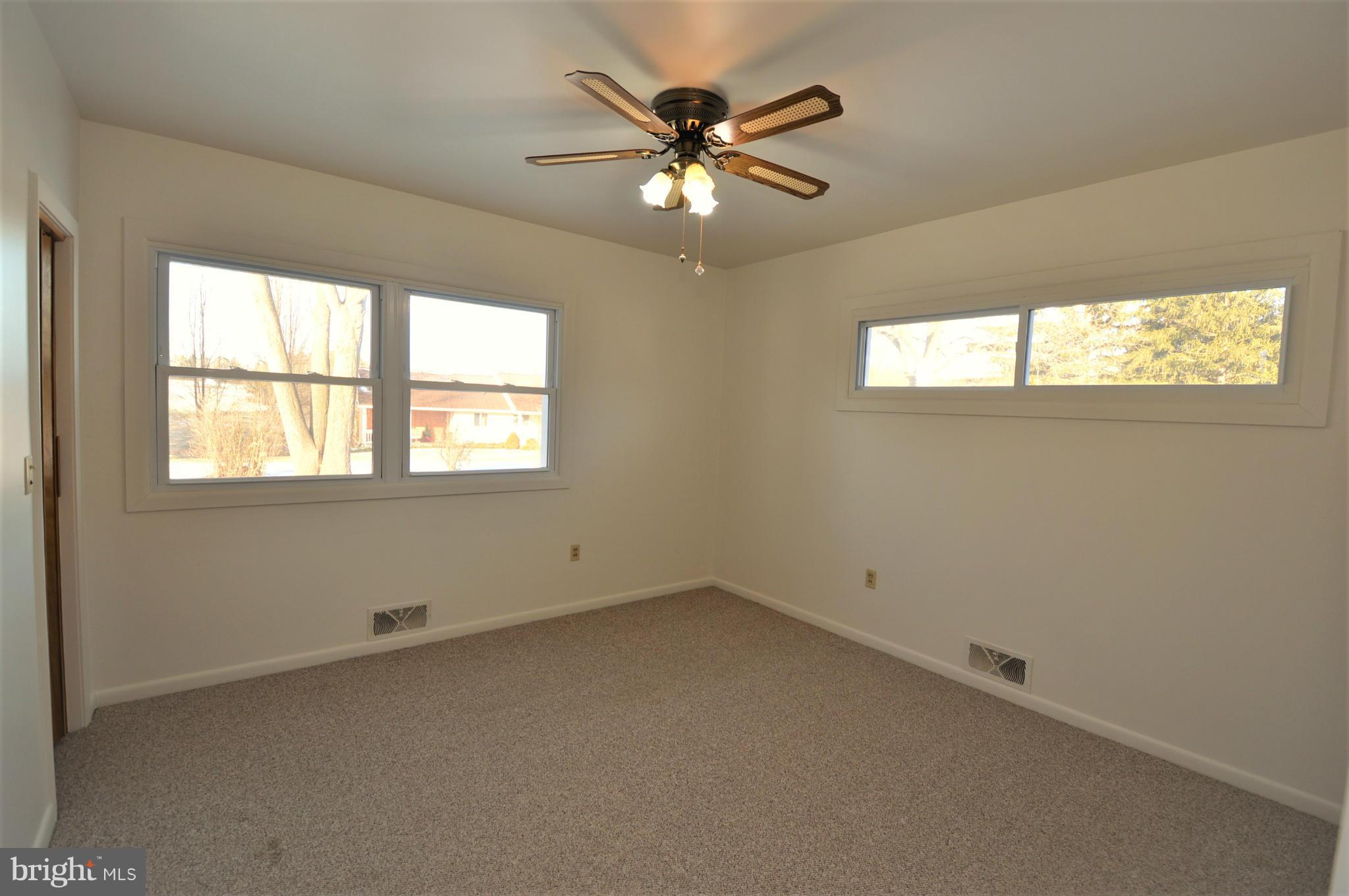 CNGS APT AND SHEND COMS - Residential