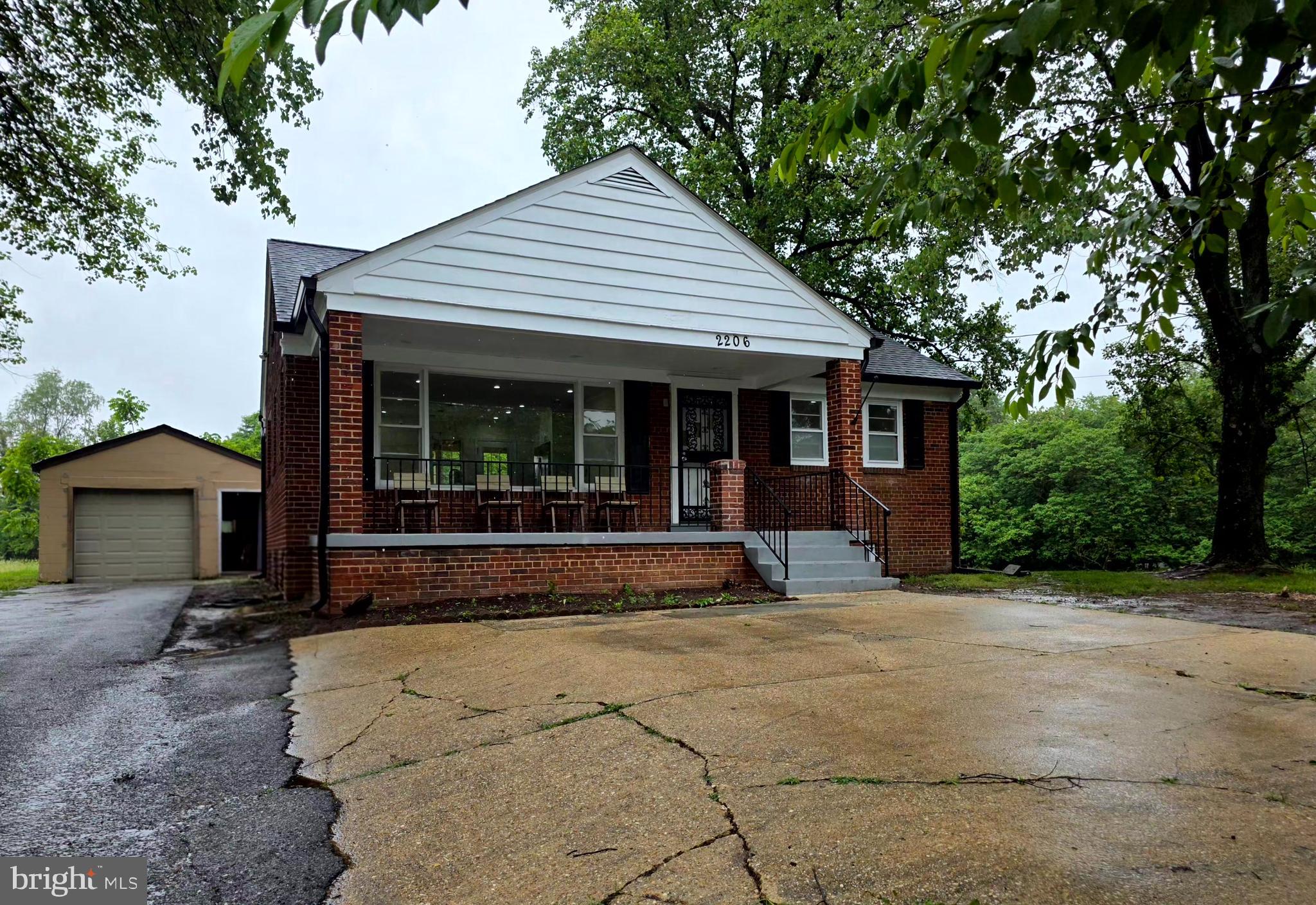 FORT WASHINGTON - Residential