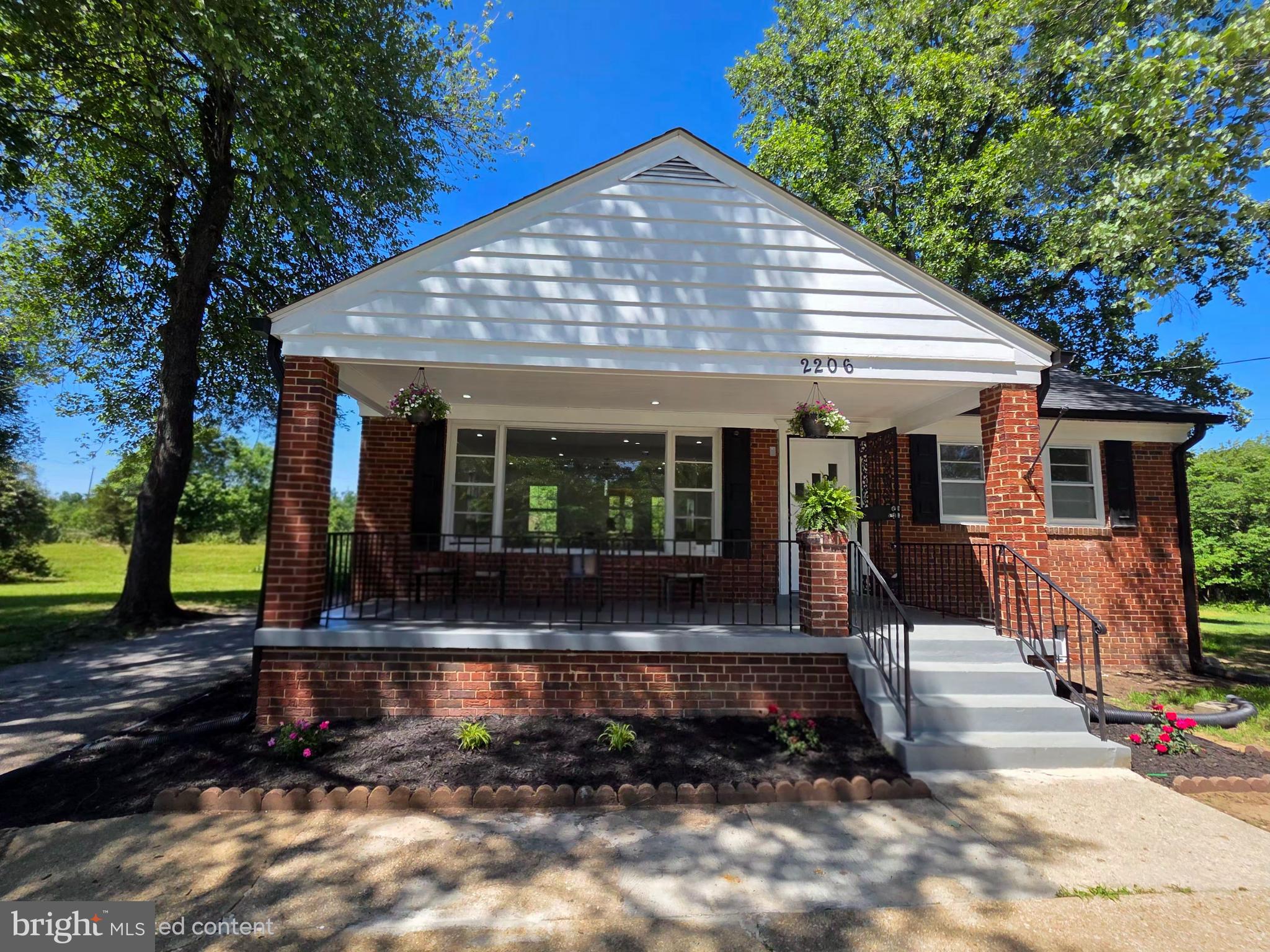 FORT WASHINGTON - Residential