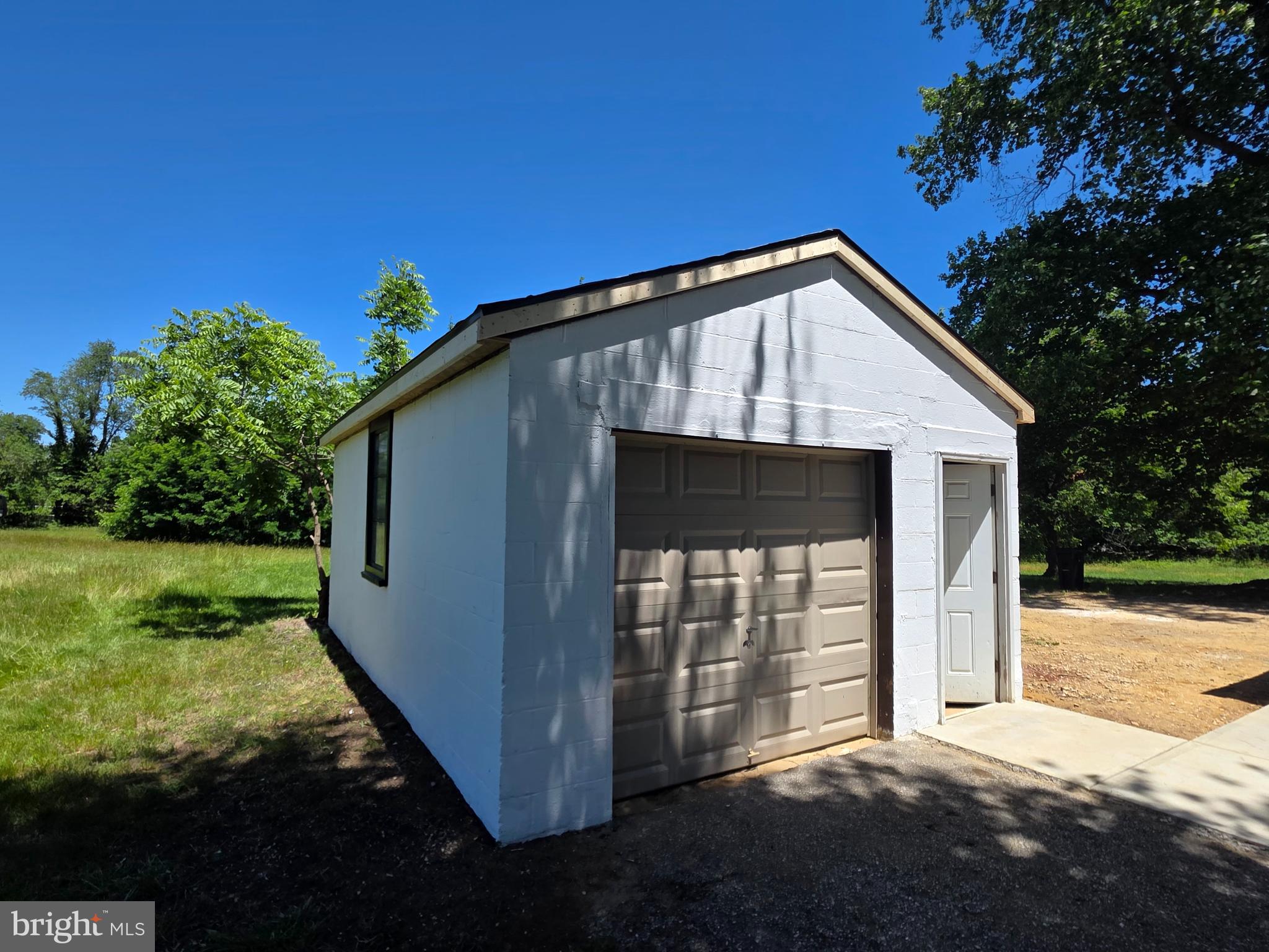 FORT WASHINGTON - Residential