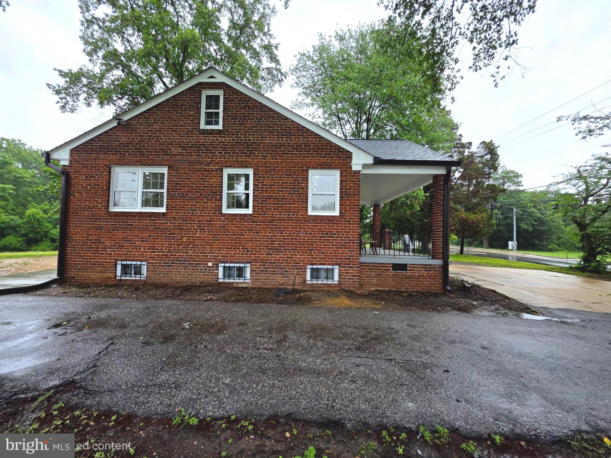 FORT WASHINGTON - Residential