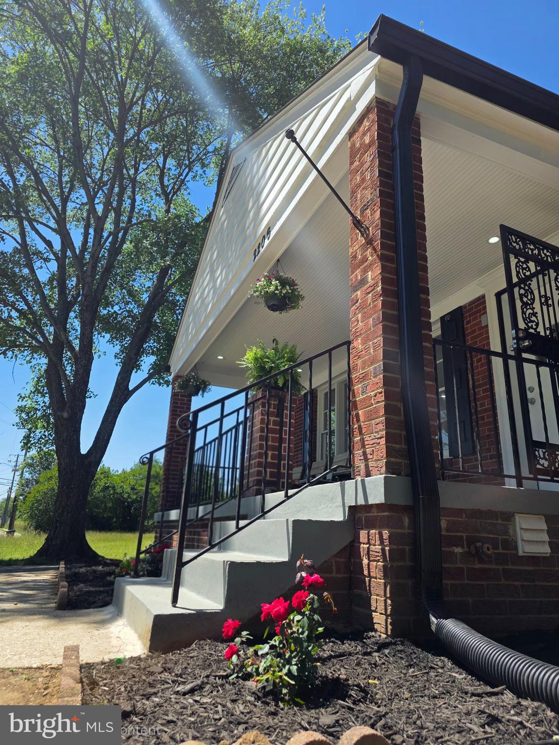 FORT WASHINGTON - Residential