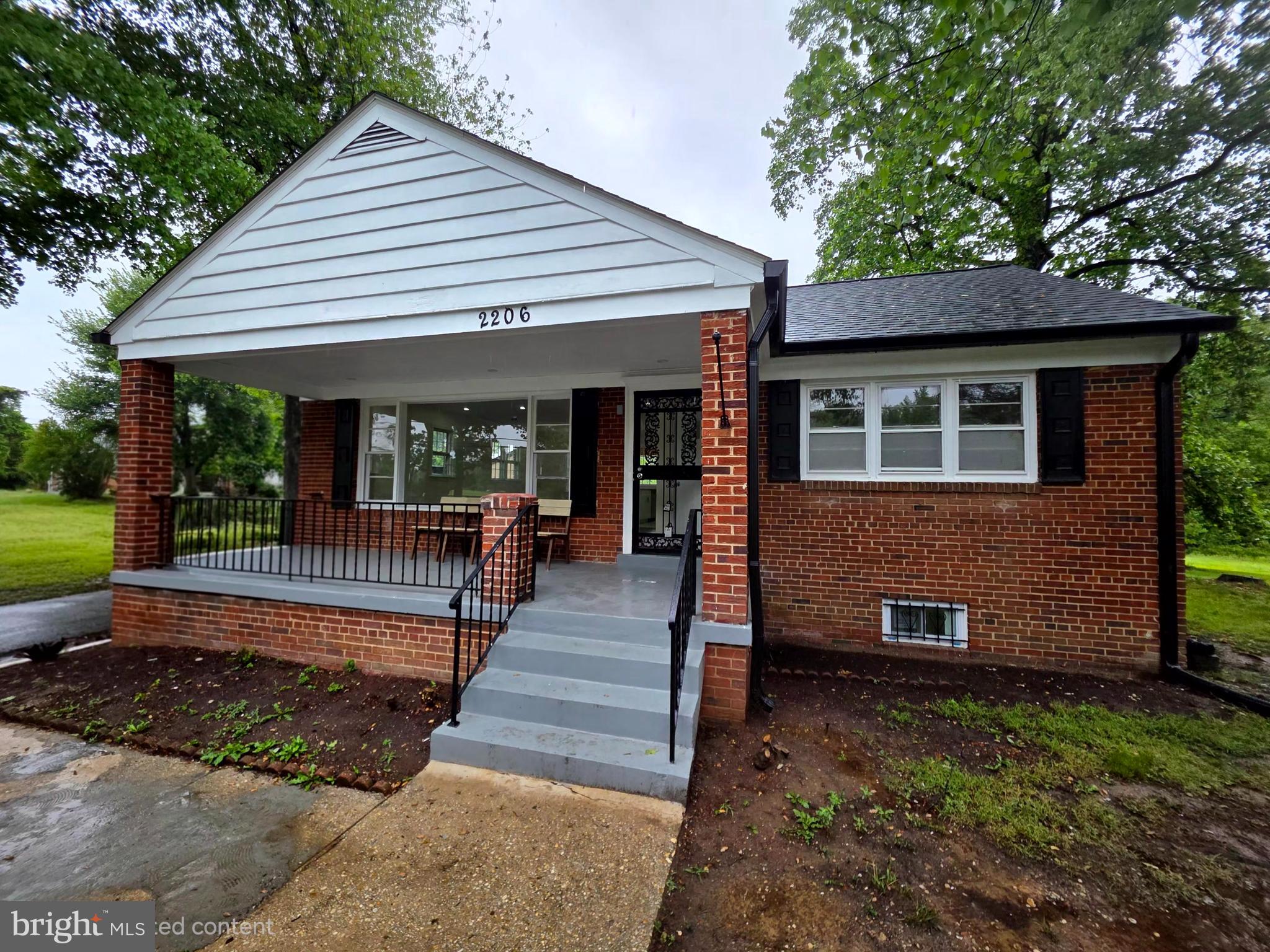 FORT WASHINGTON - Residential