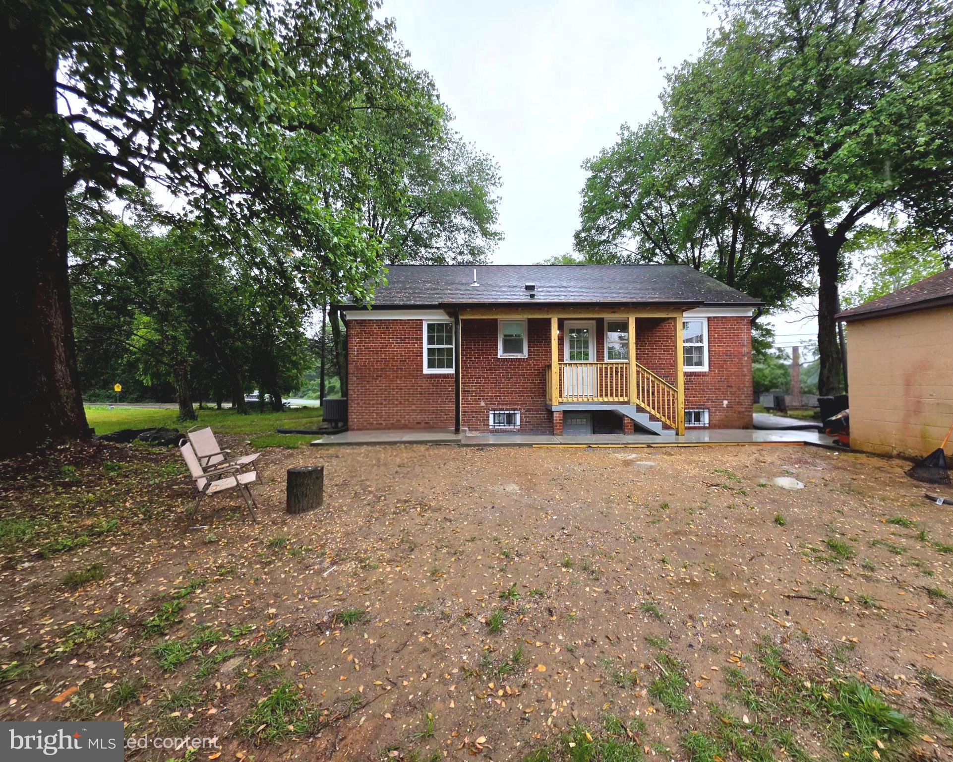 FORT WASHINGTON - Residential