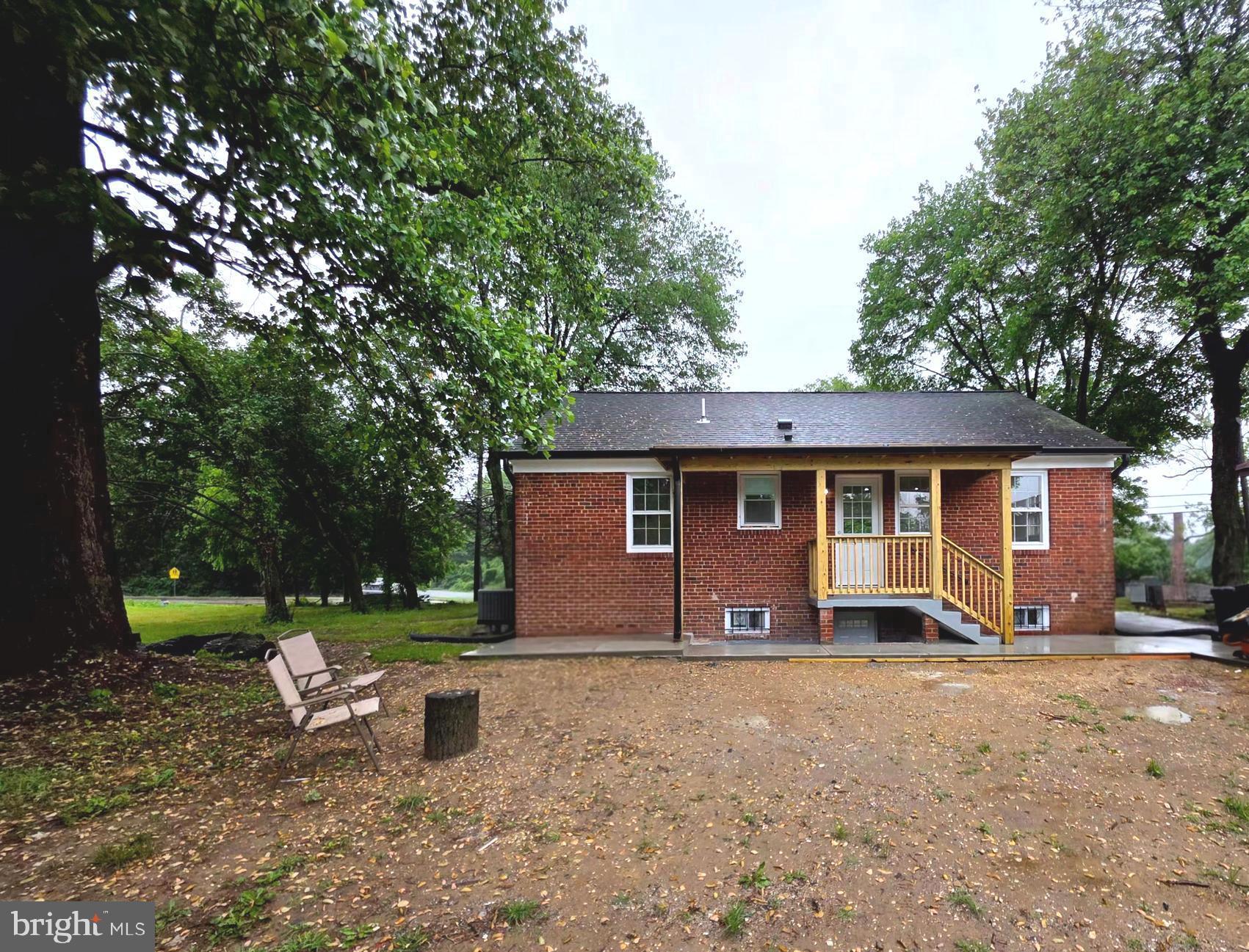 FORT WASHINGTON - Residential