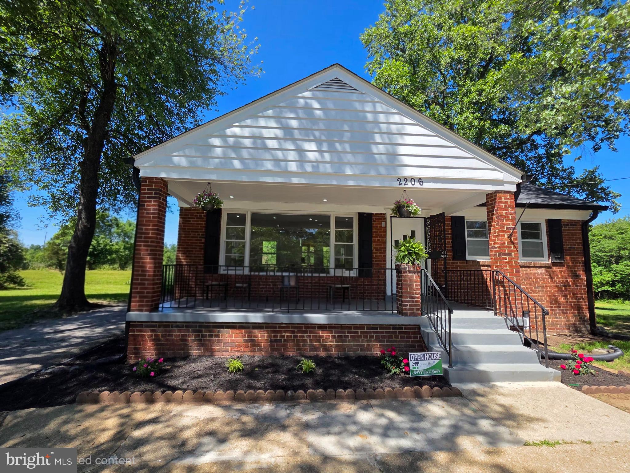 FORT WASHINGTON - Residential