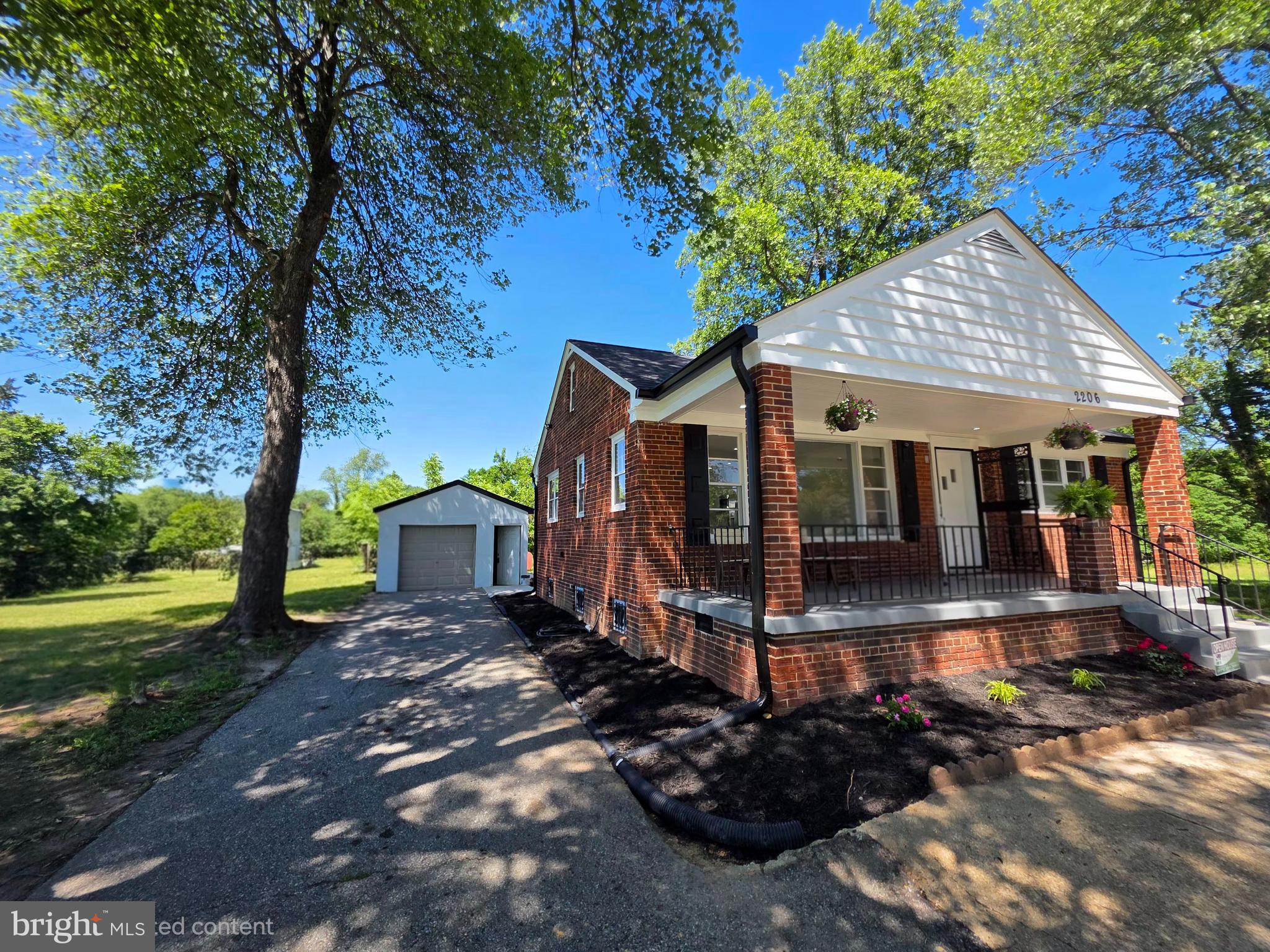 FORT WASHINGTON - Residential