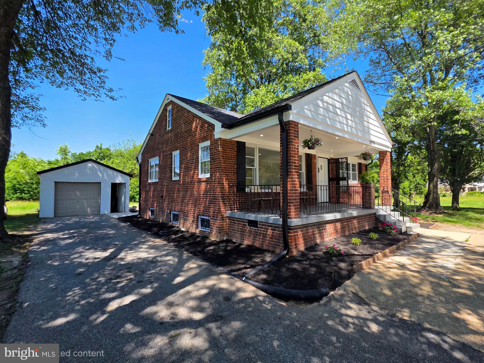 FORT WASHINGTON - Residential
