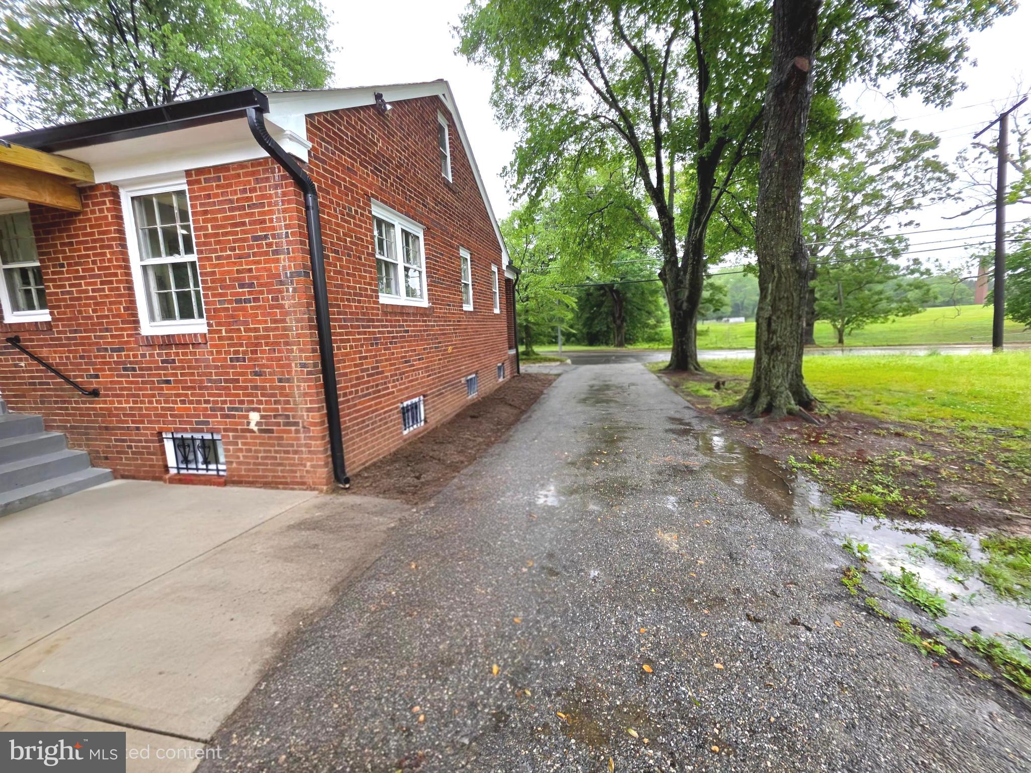 FORT WASHINGTON - Residential