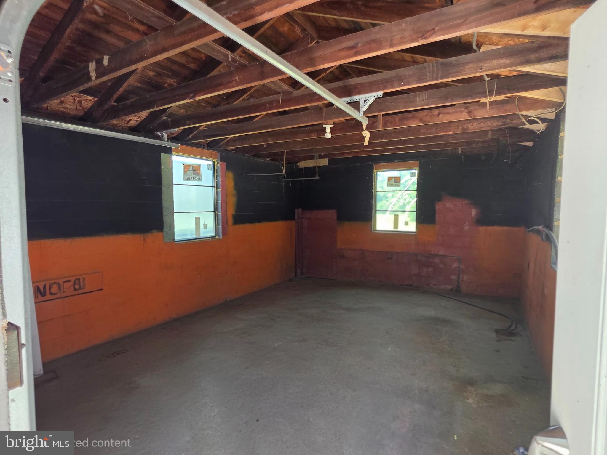 FORT WASHINGTON - Residential