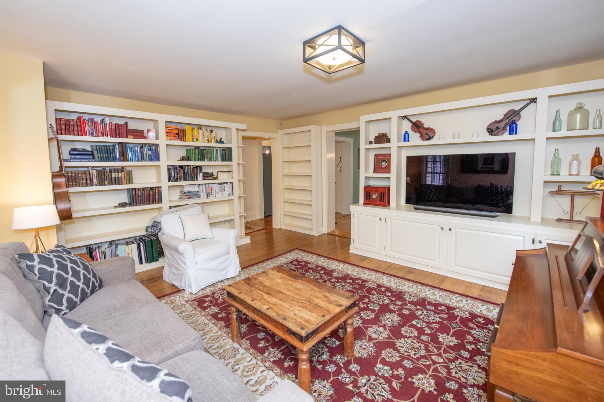 107 STOOPVILLE ROAD