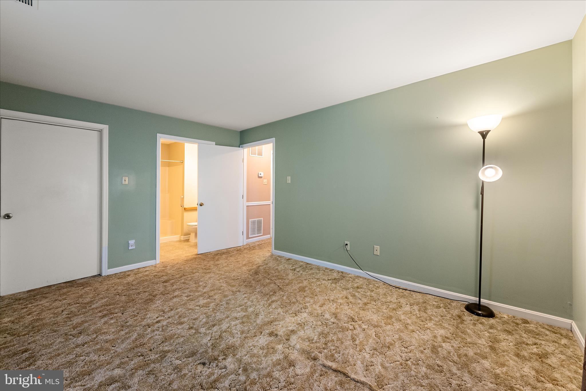 TIMBERLAKE TERRACE - Residential