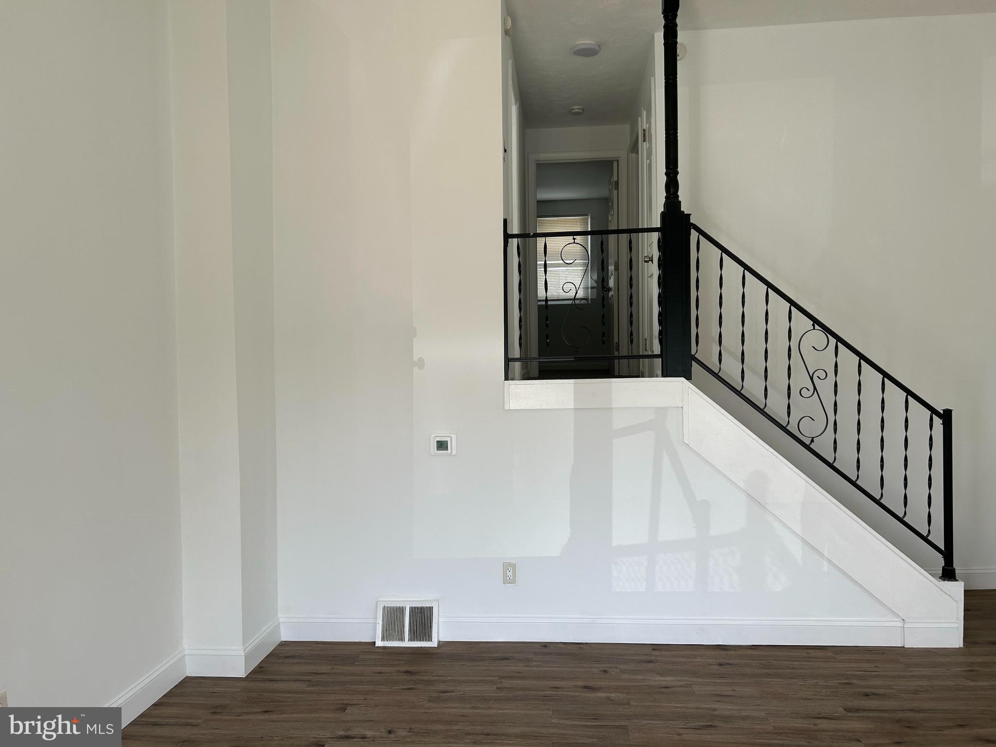 126 FRONEFIELD AVENUE