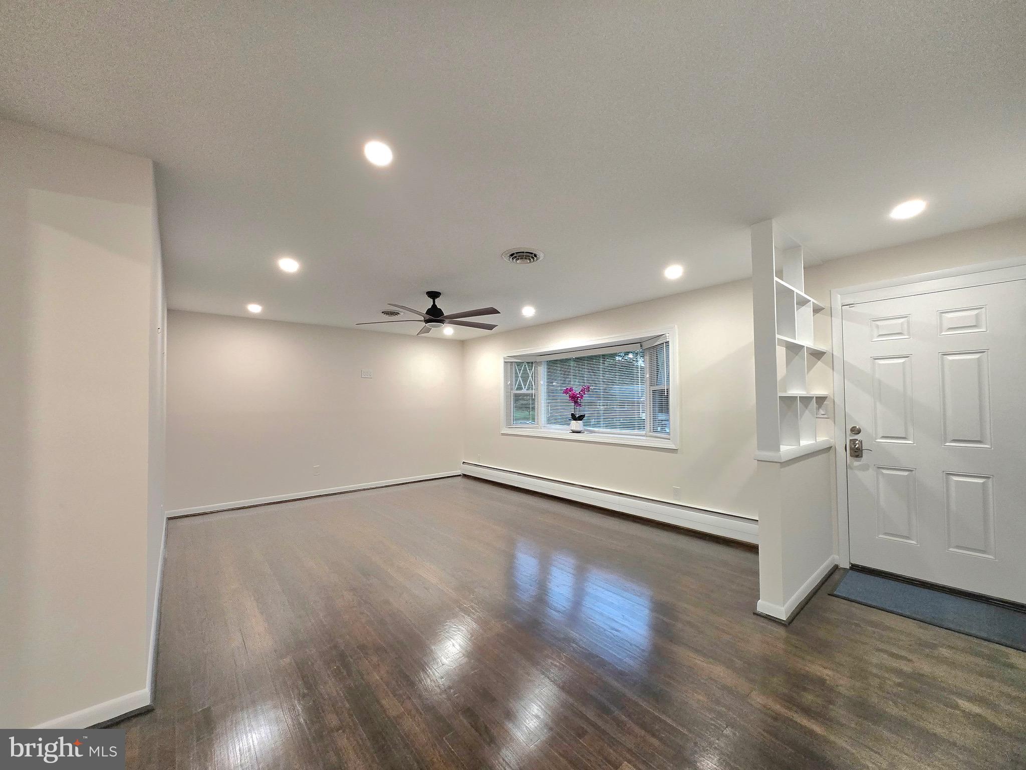 HAMMOND PARK - Residential