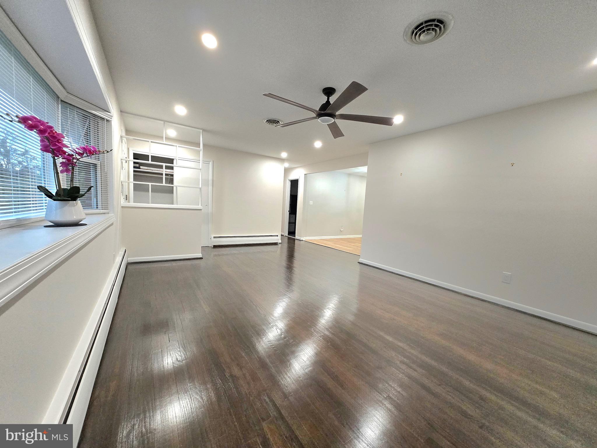 HAMMOND PARK - Residential