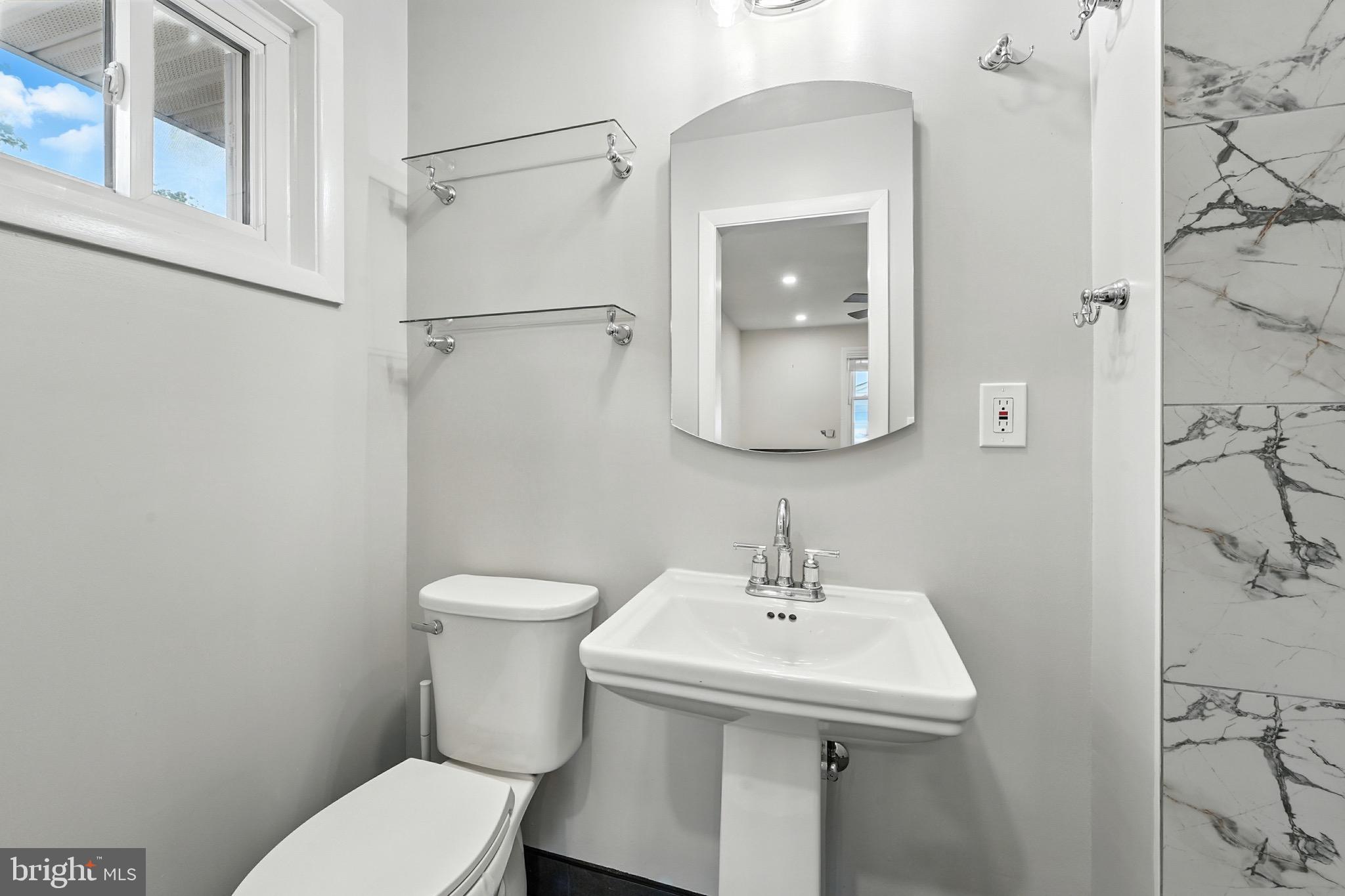 HAMMOND PARK - Residential